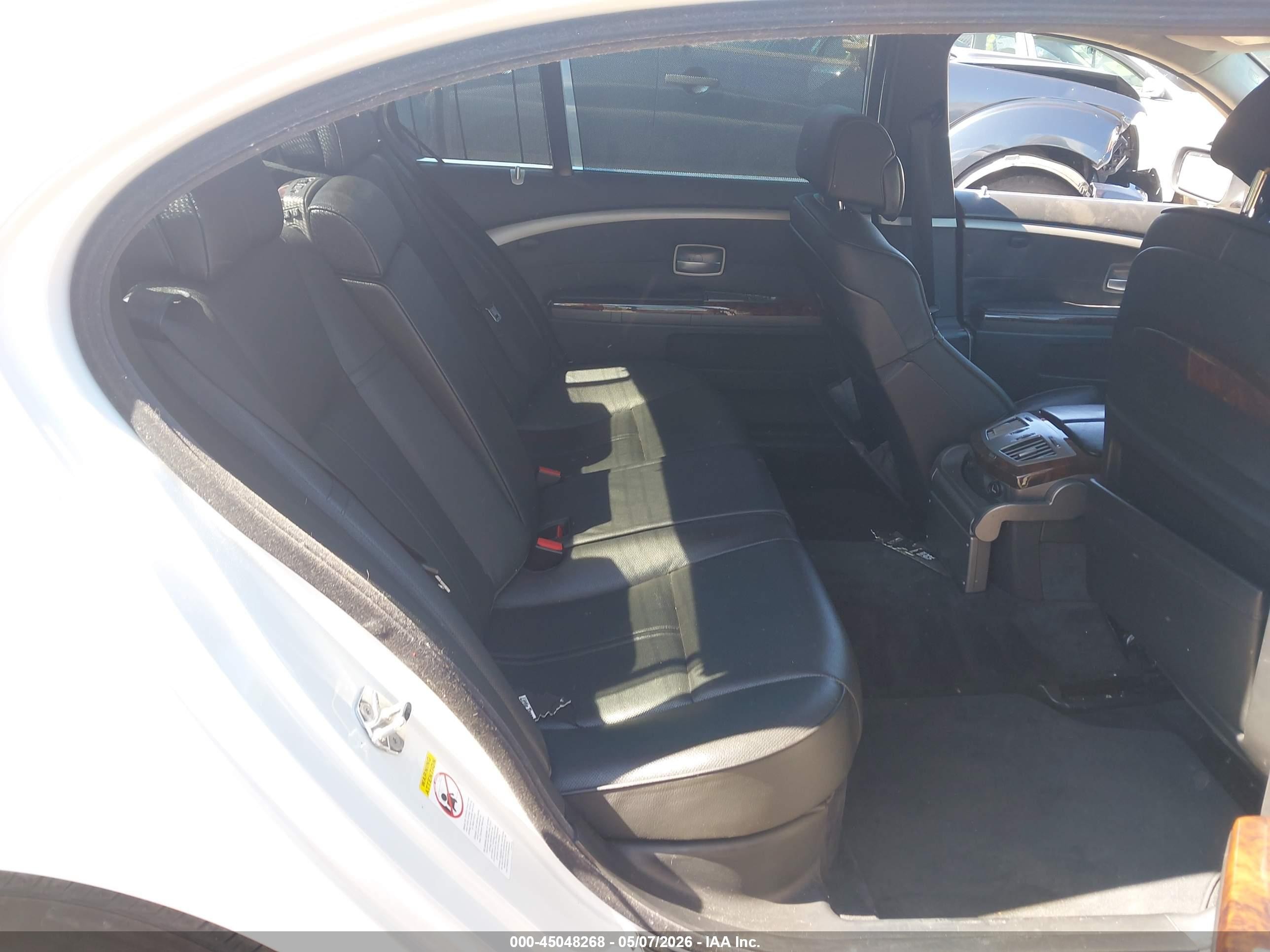 2008 Bmw 760li   White vin: WBAHN03598DD98941