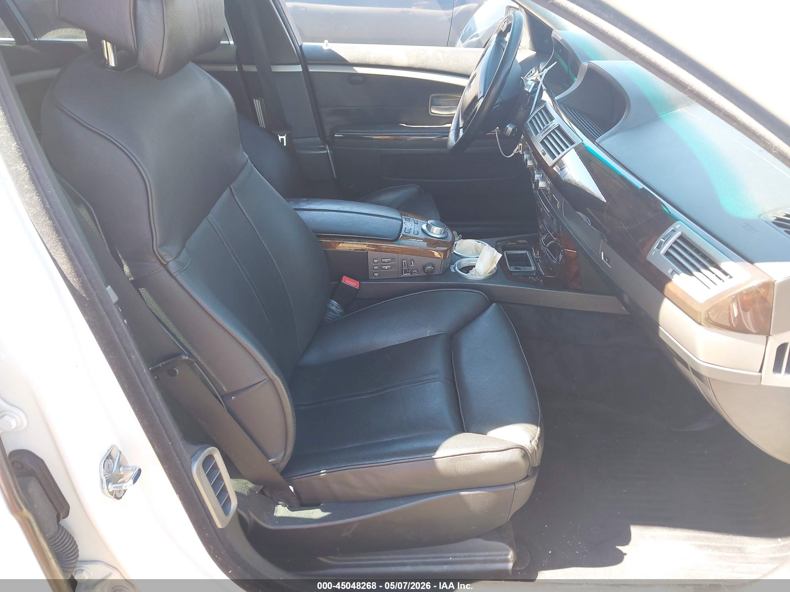 2008 Bmw 760li   White vin: WBAHN03598DD98941