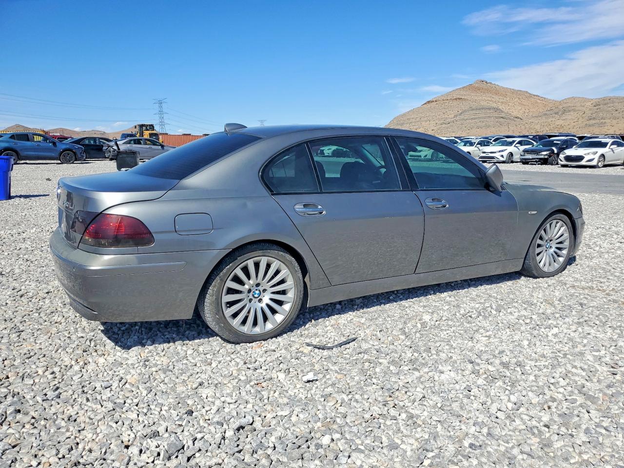 2007 Bmw 750 Gray vin: WBAHN83507DT74215