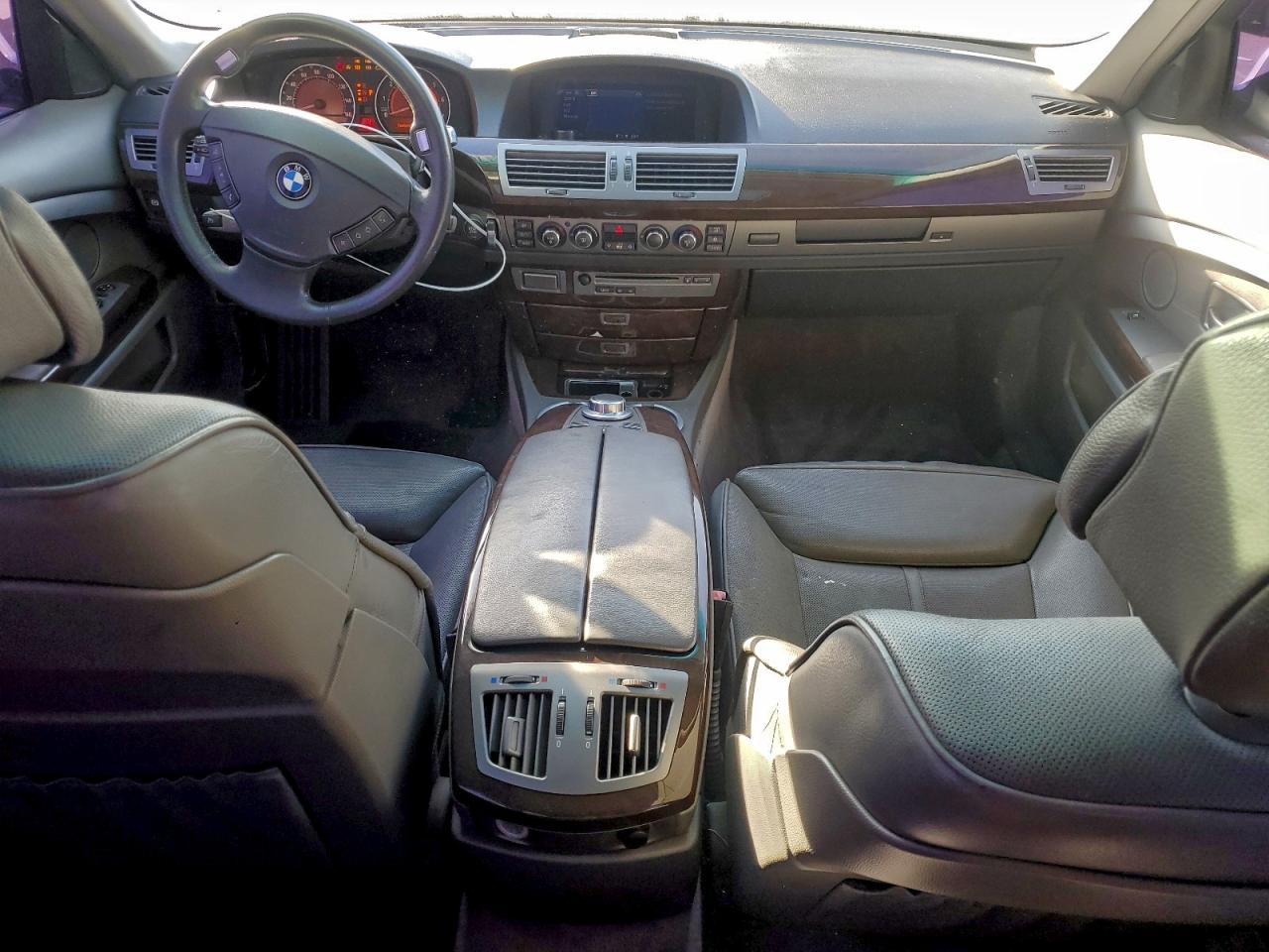 2007 Bmw 750 Silver vin: WBAHN83507DT76983