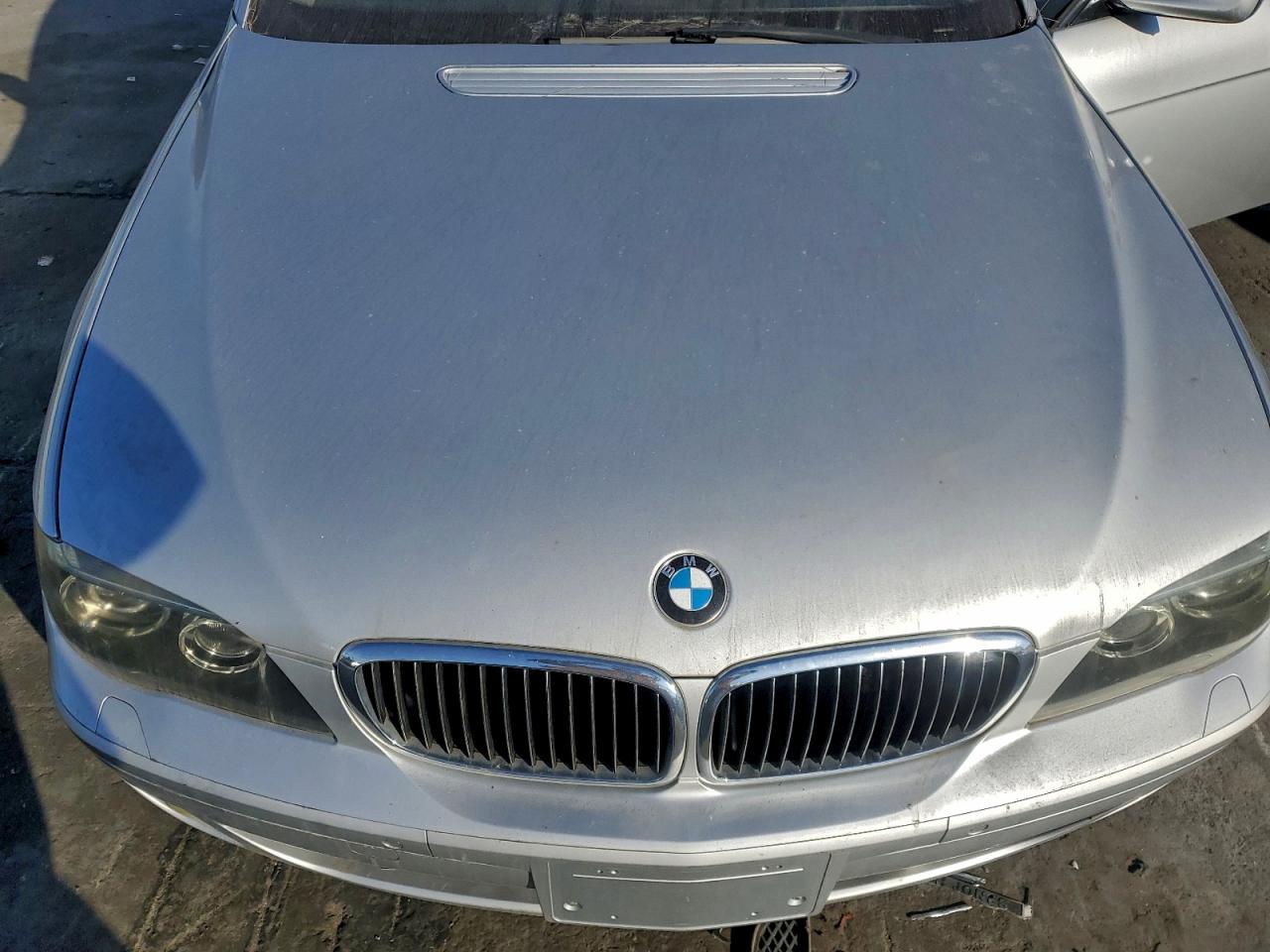 2007 Bmw 750 Silver vin: WBAHN83507DT76983