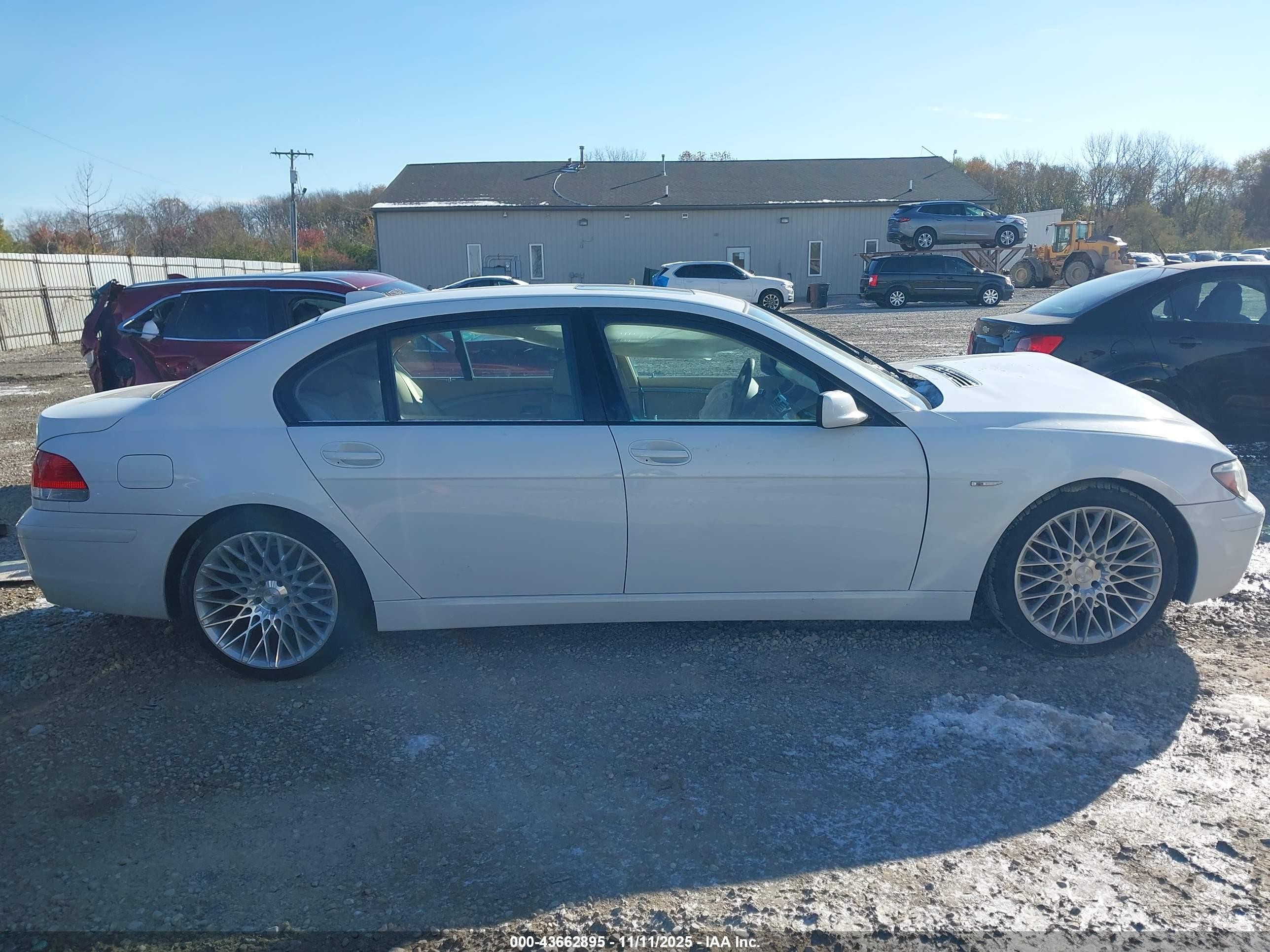 2008 Bmw 750li   White vin: WBAHN83508DT85829