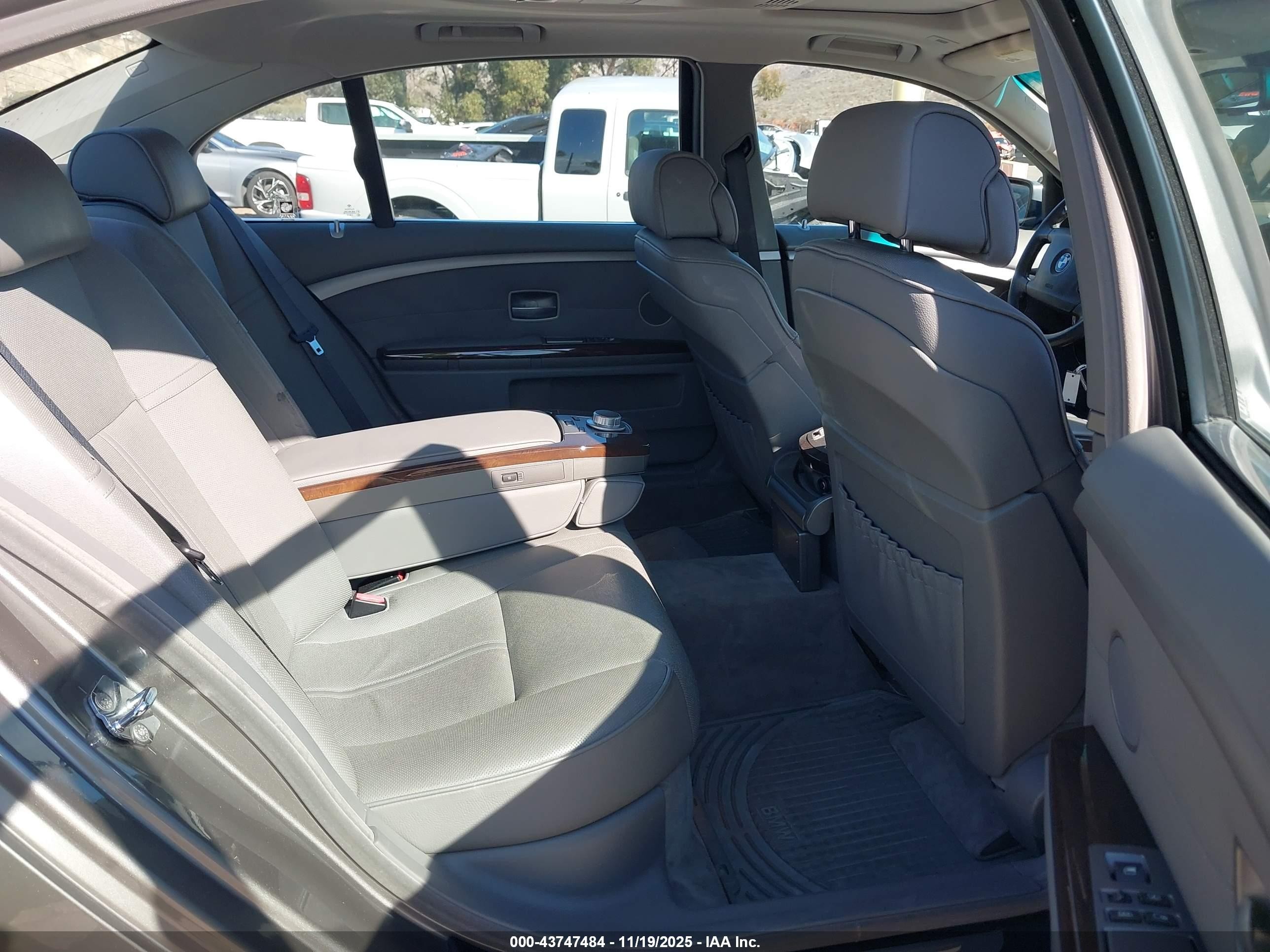 2006 Bmw 750li   Gray vin: WBAHN83516DT61813