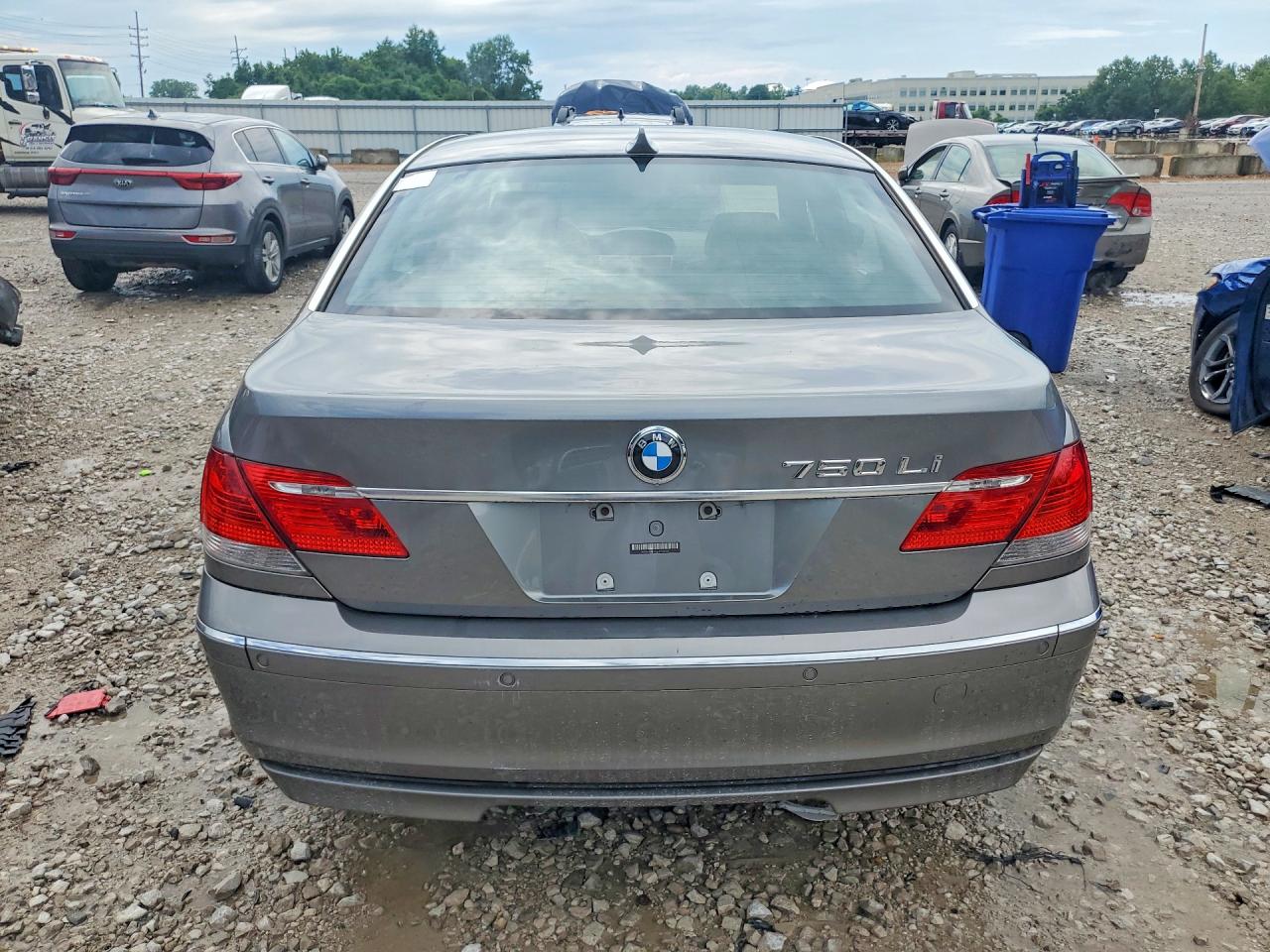 2006 Bmw 750 Li Серый vin: WBAHN83526DT62307