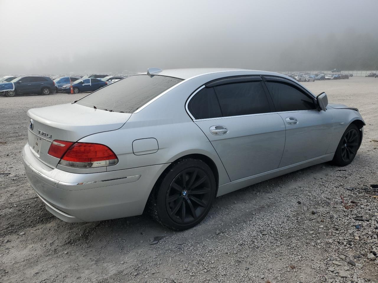 2007 Bmw 750 Silver vin: WBAHN83527DT67301