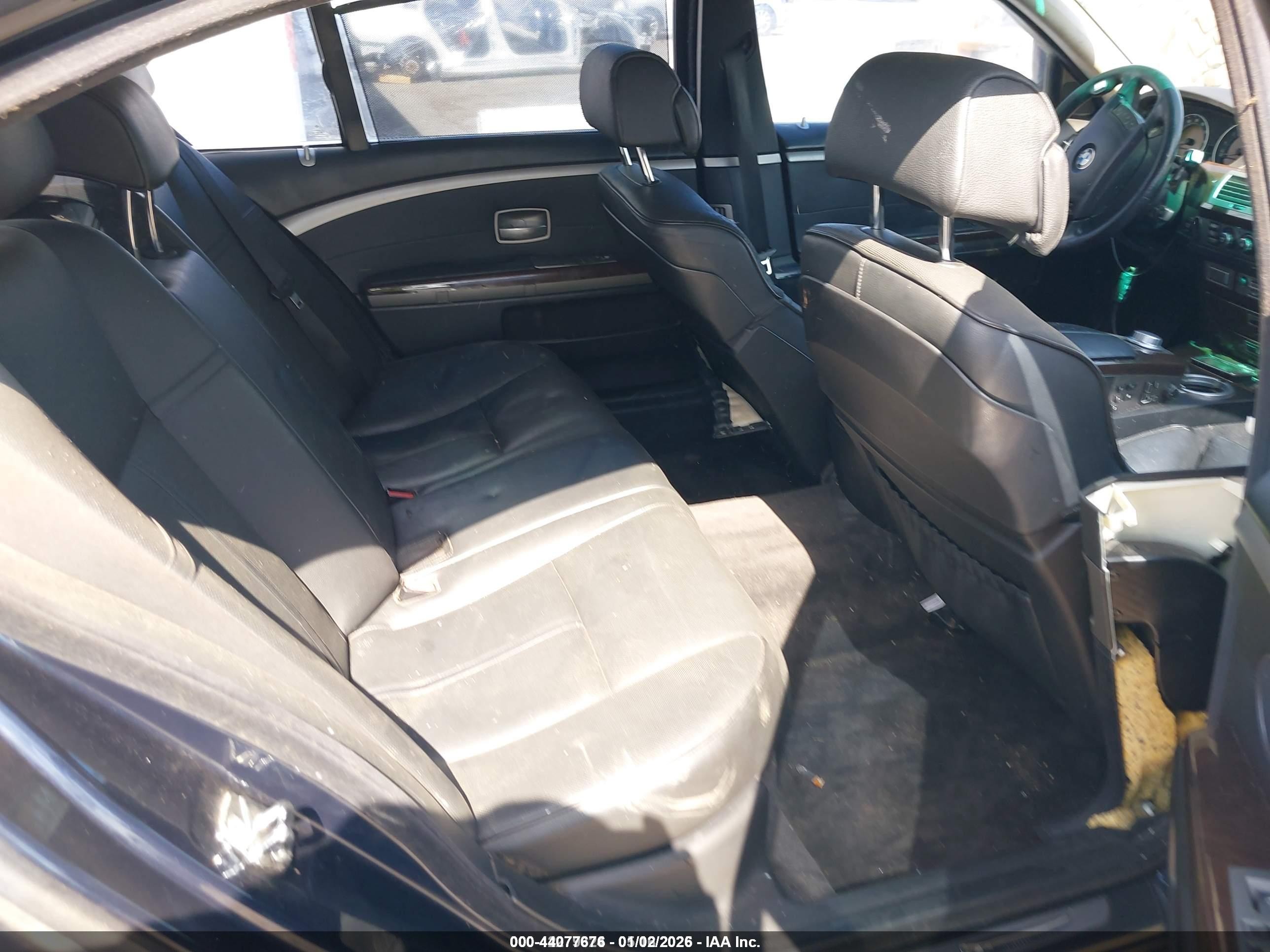 2007 Bmw 750li   Dark Blue vin: WBAHN83547DT65971