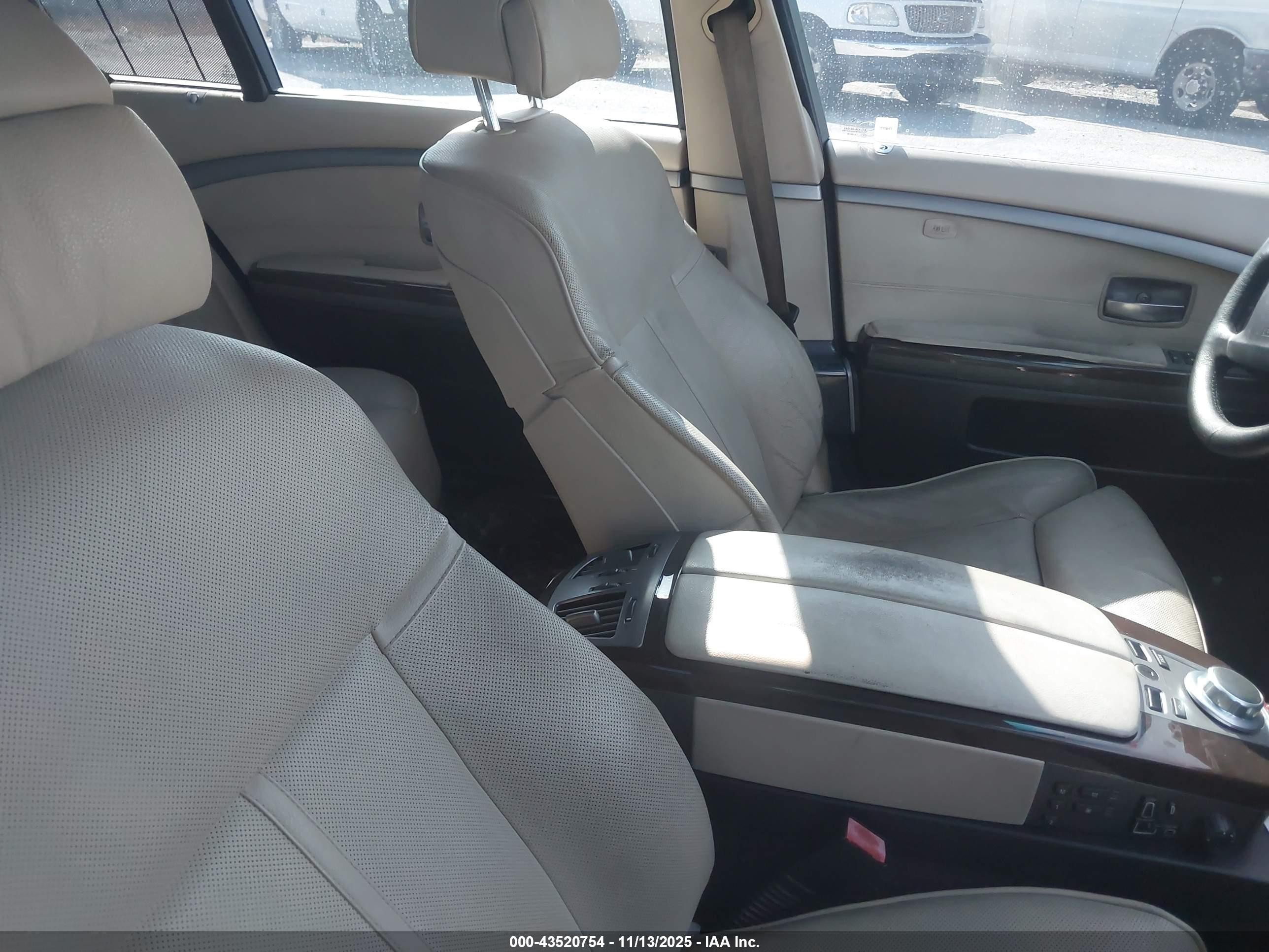 2008 Bmw 750li   Light Blue vin: WBAHN83548DT77748