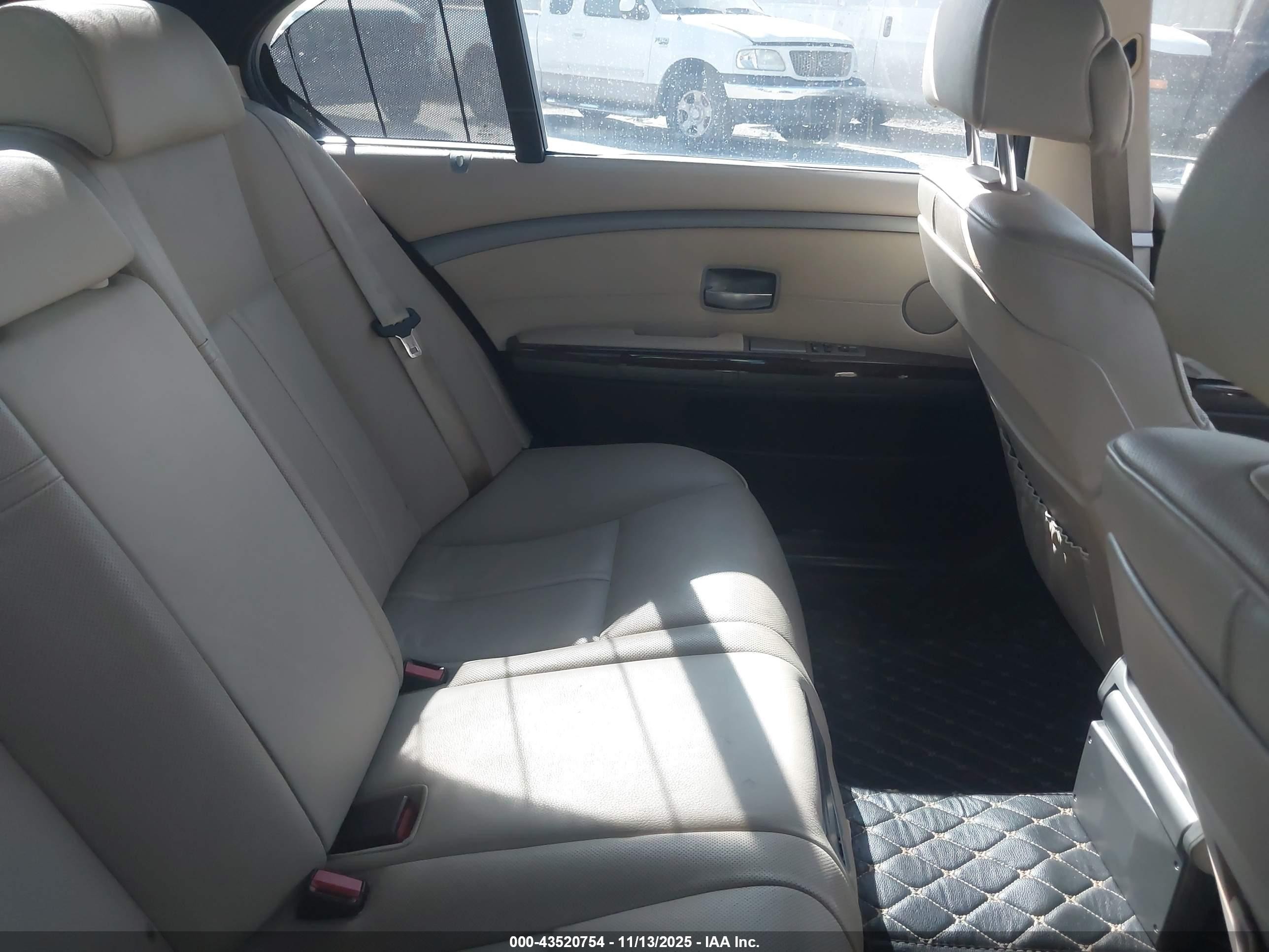 2008 Bmw 750li   Light Blue vin: WBAHN83548DT77748