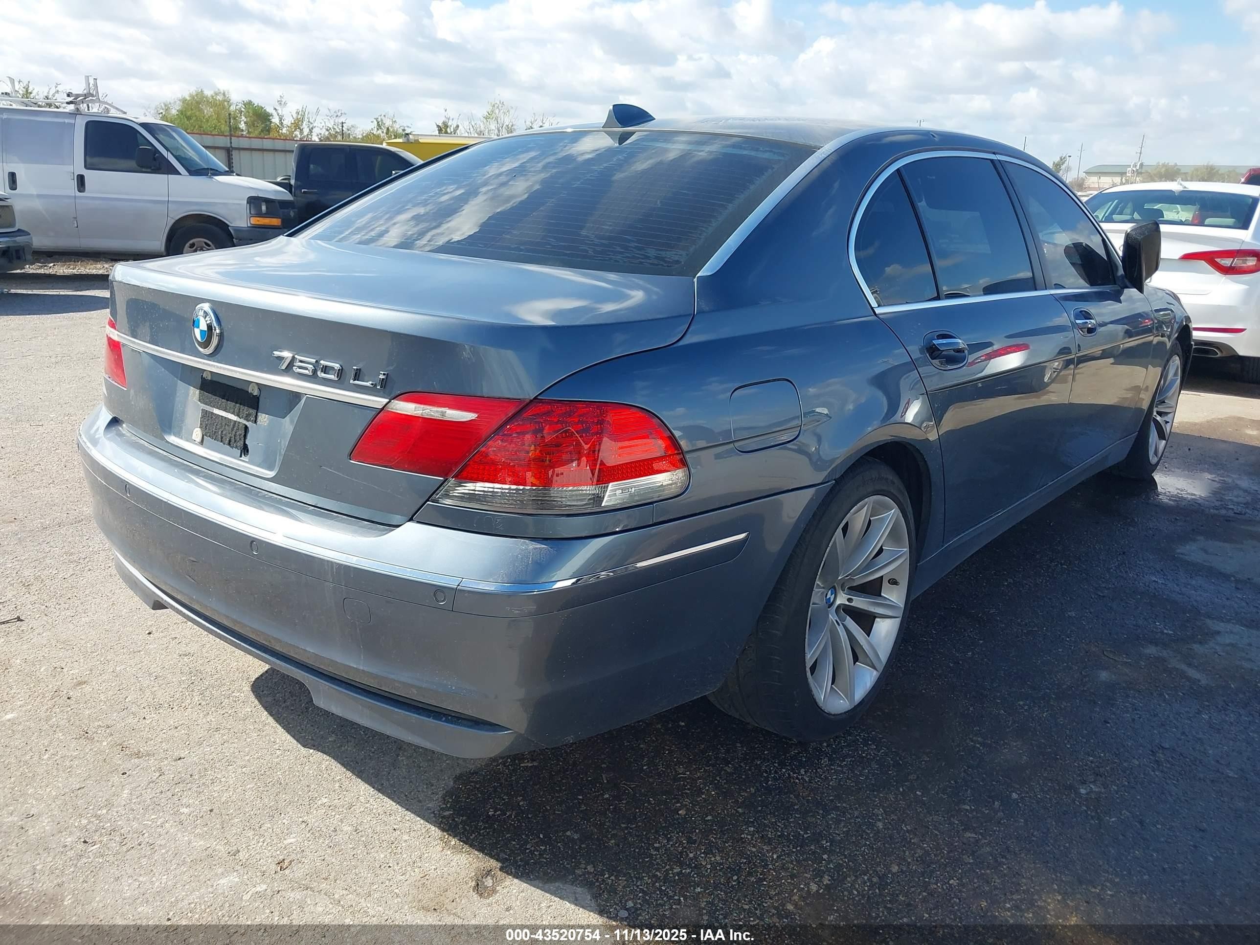 2008 Bmw 750li   Light Blue vin: WBAHN83548DT77748