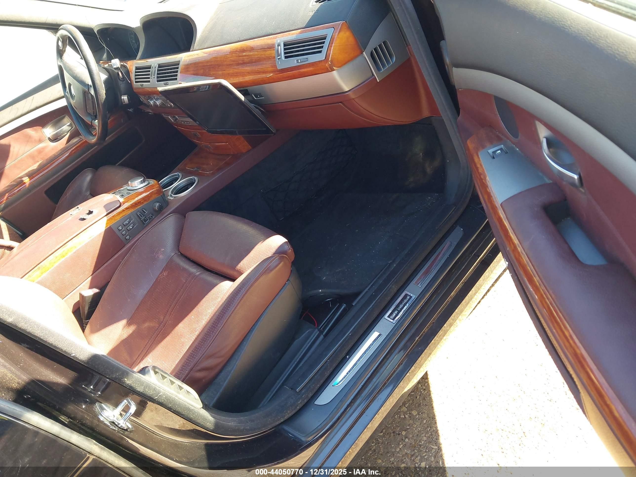 2008 Bmw 750li   Черный vin: WBAHN83548DT79919