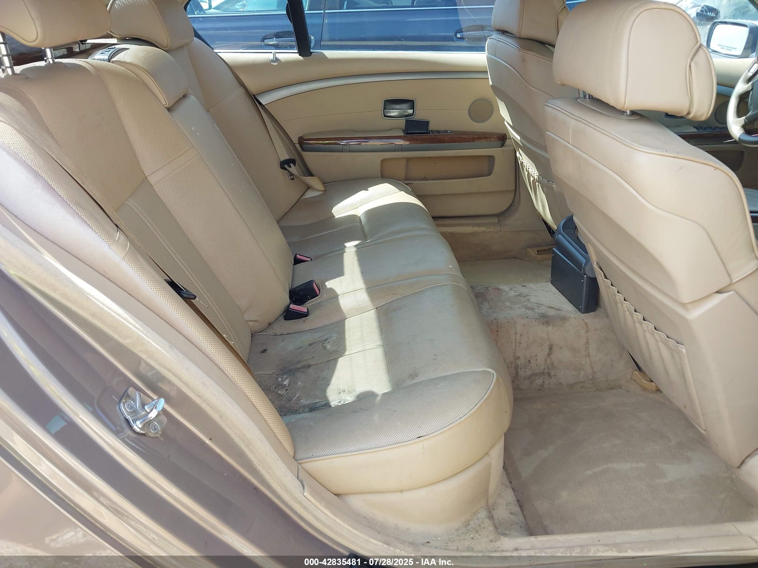 2008 Bmw 750li   Brown vin: WBAHN83548DT83971