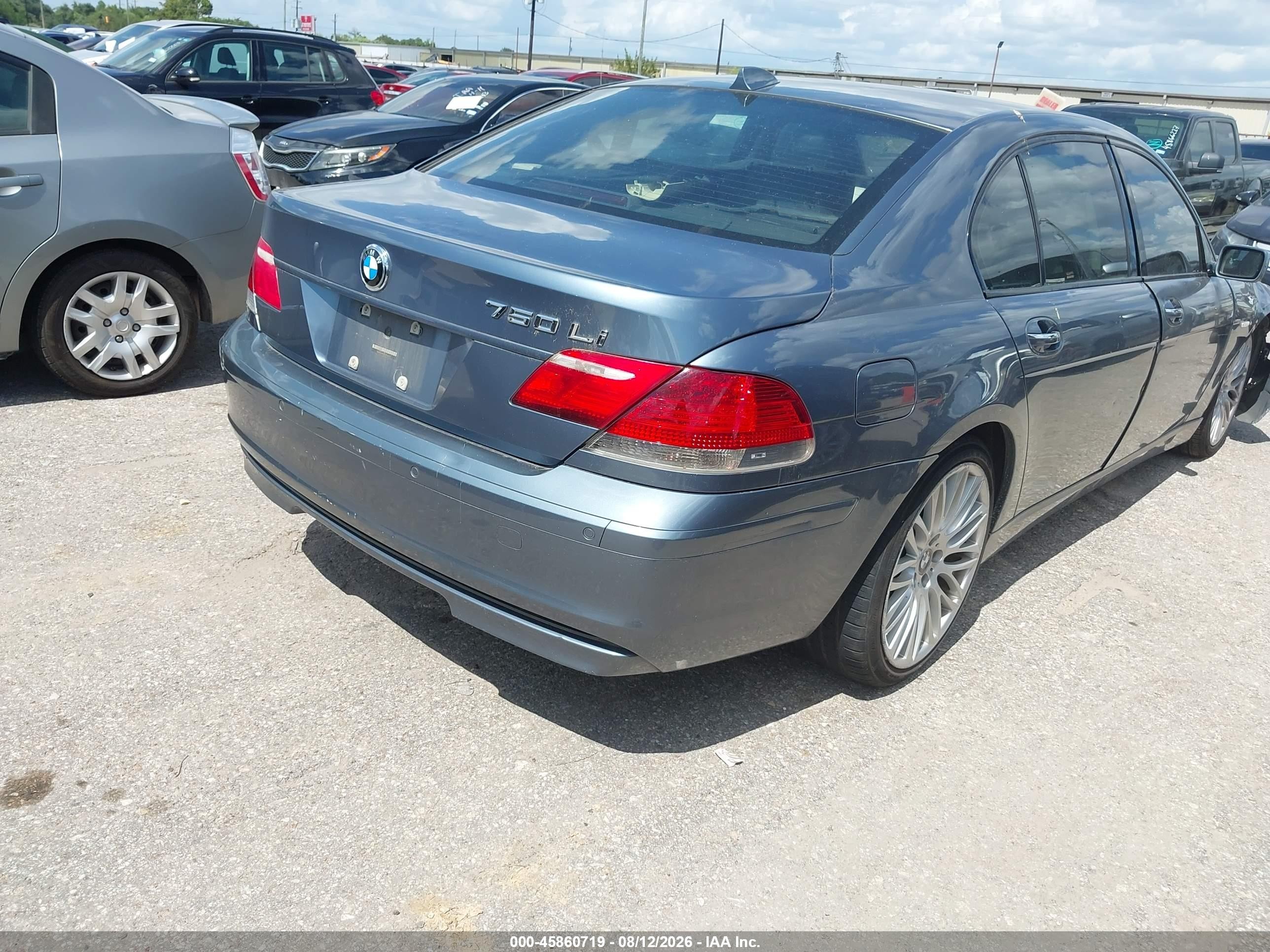 2007 Bmw 750li   Blue vin: WBAHN83557DT66272