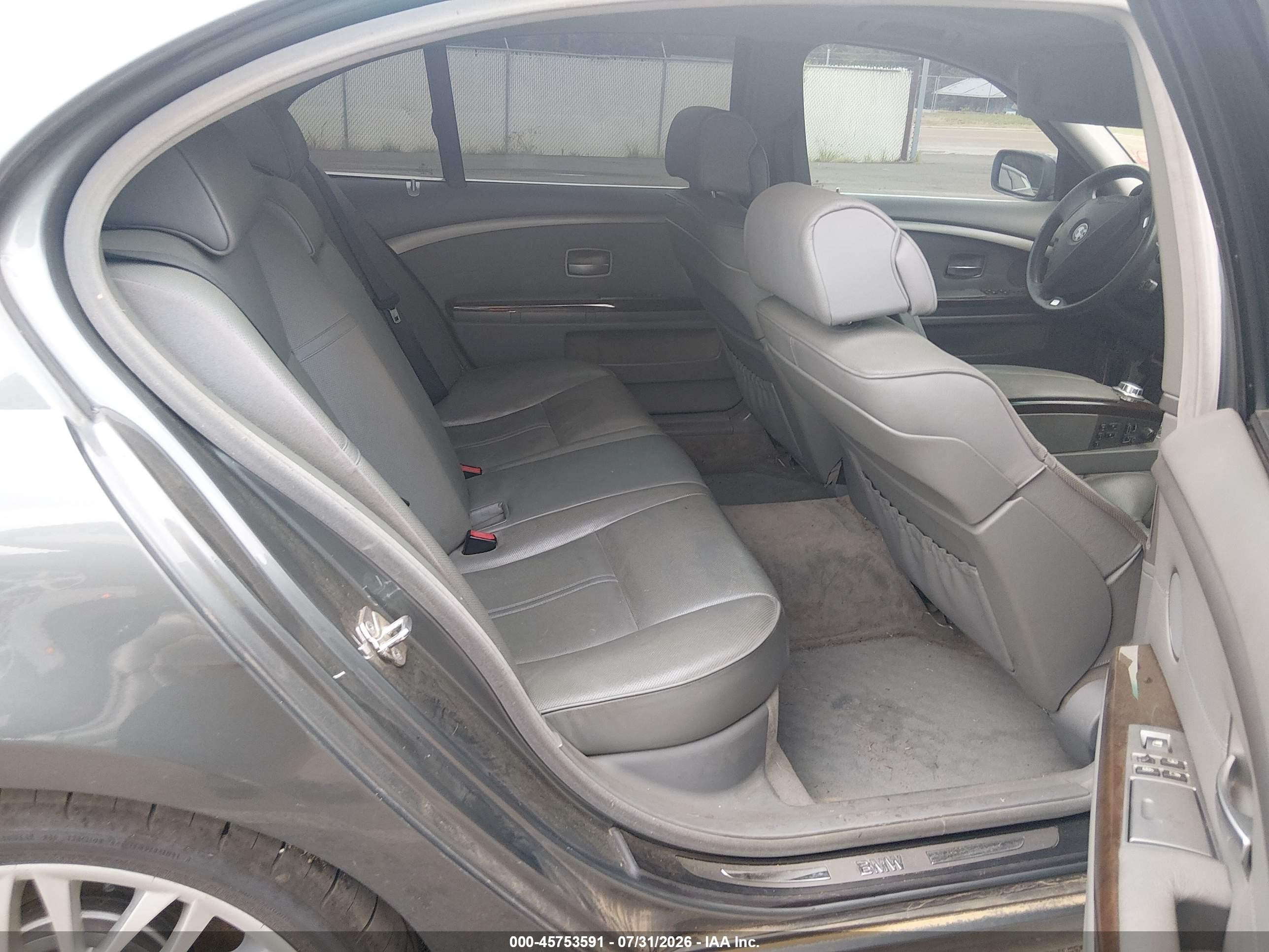 2007 Bmw 750li   Gray vin: WBAHN83557DT69091