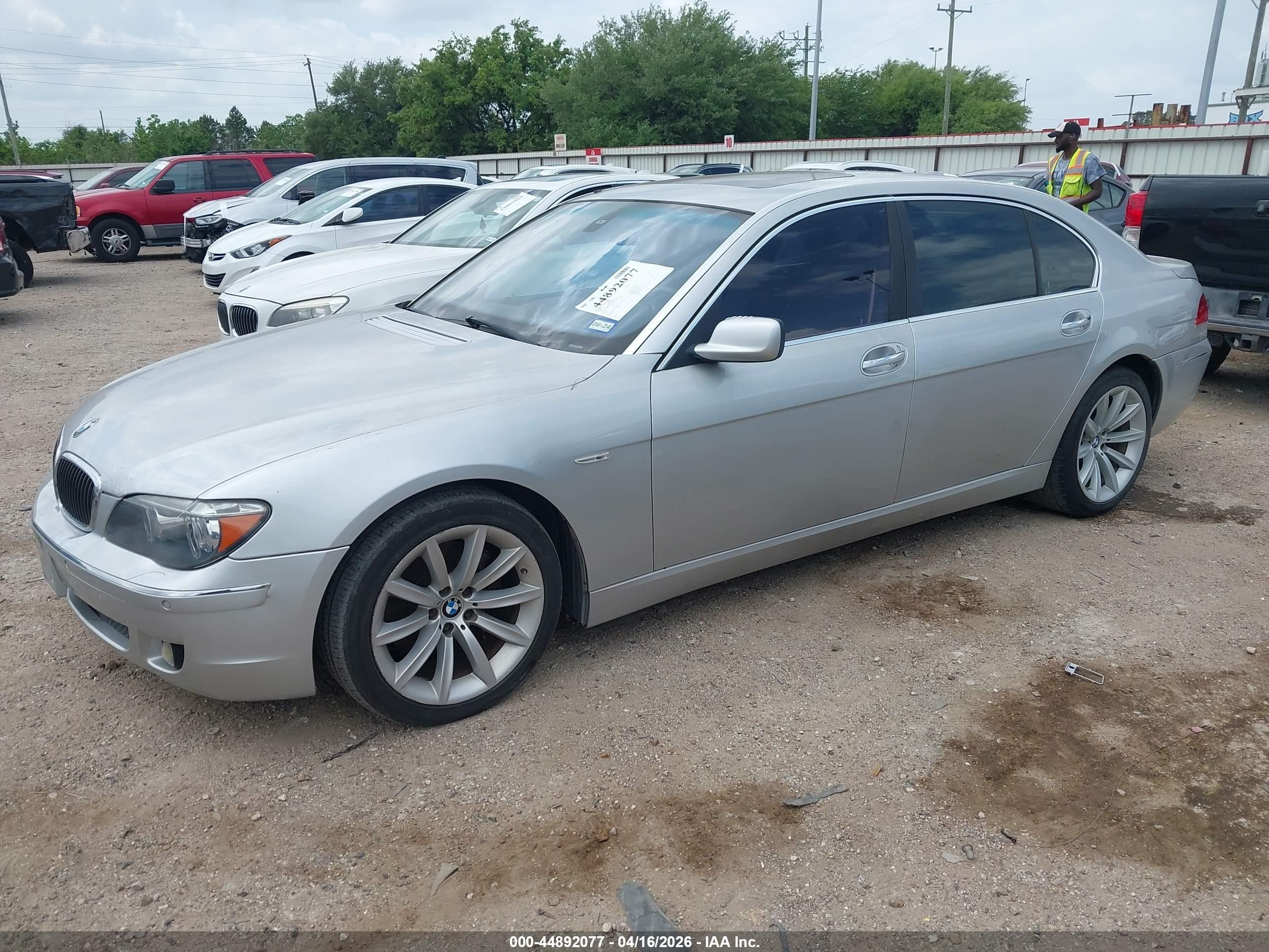 2008 Bmw 750li   Silver vin: WBAHN83558DT78780