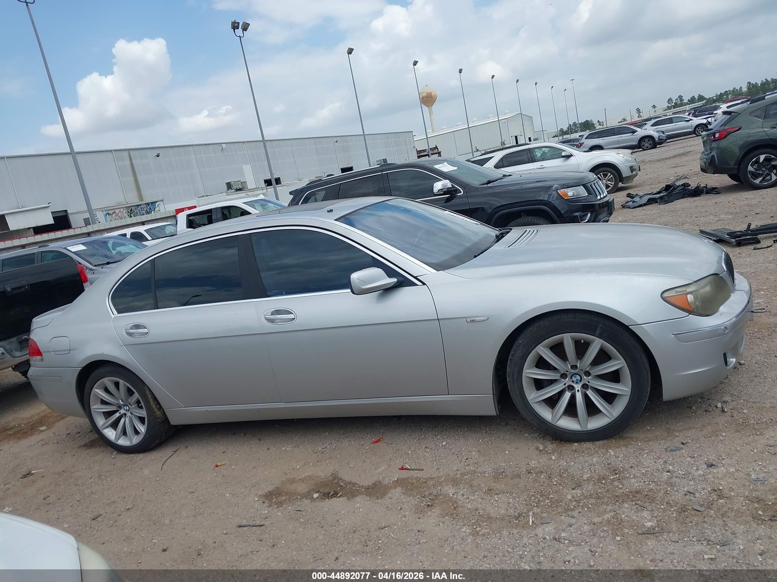 2008 Bmw 750li   Silver vin: WBAHN83558DT78780