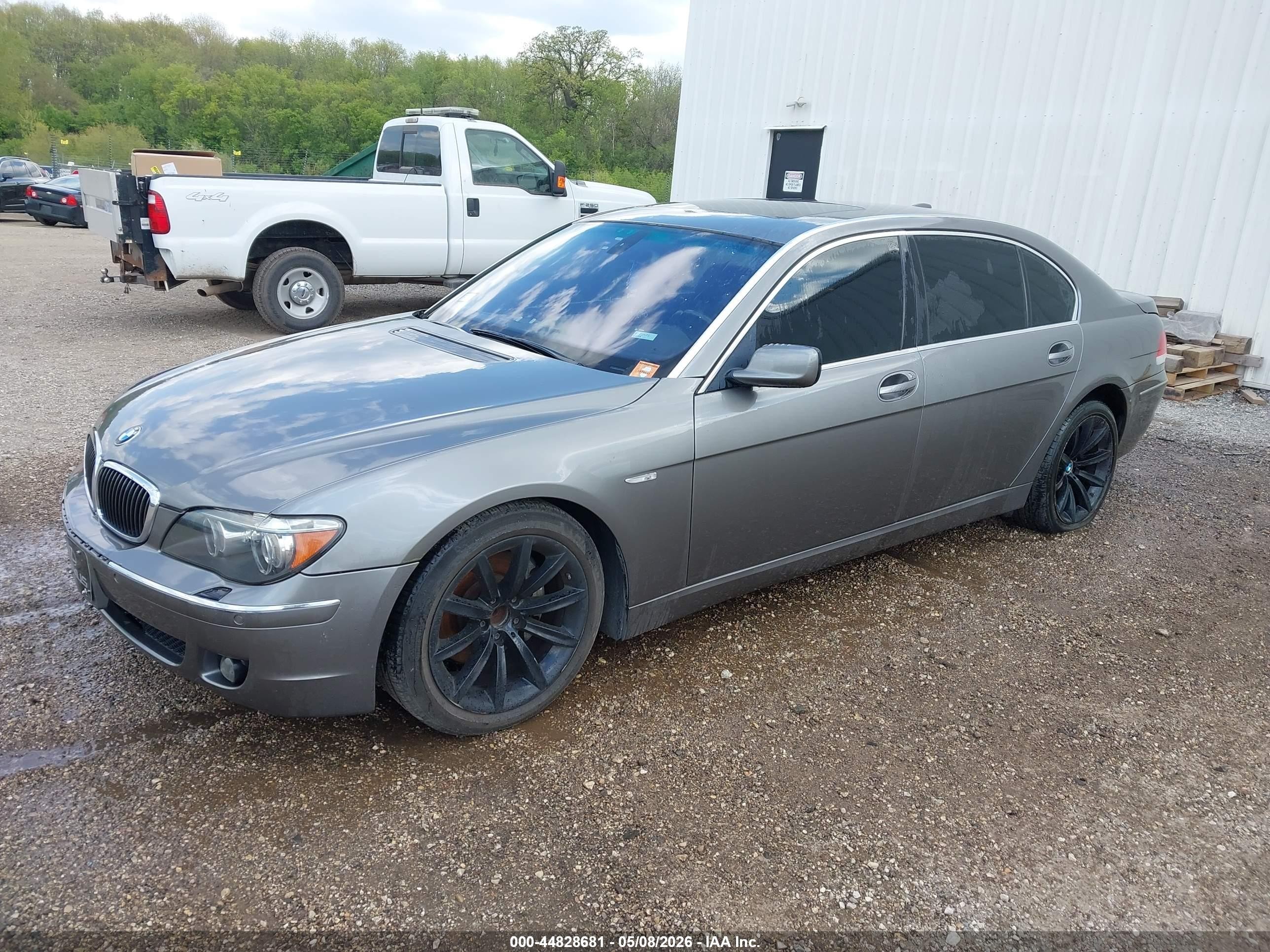 2007 Bmw 750li   Gray vin: WBAHN83567DT73151