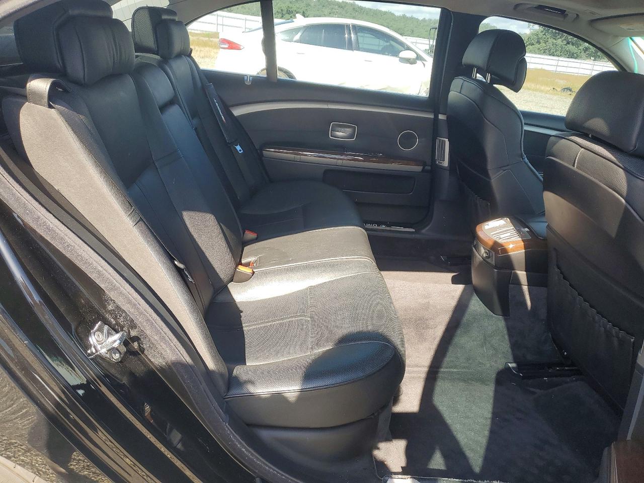 2007 Bmw 750 Black vin: WBAHN83567DT74090