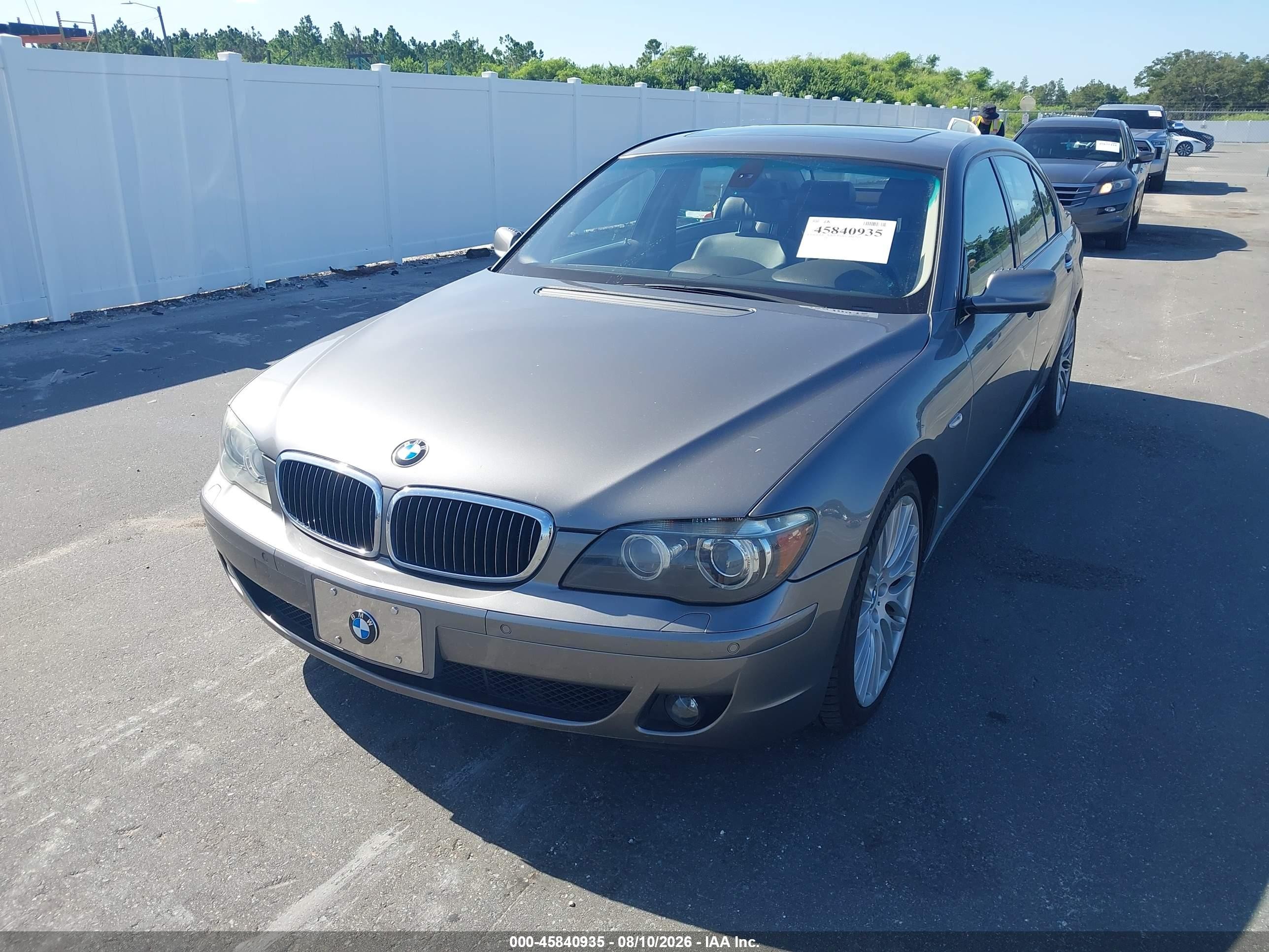 2008 Bmw 750li   Серый vin: WBAHN83568DT78819