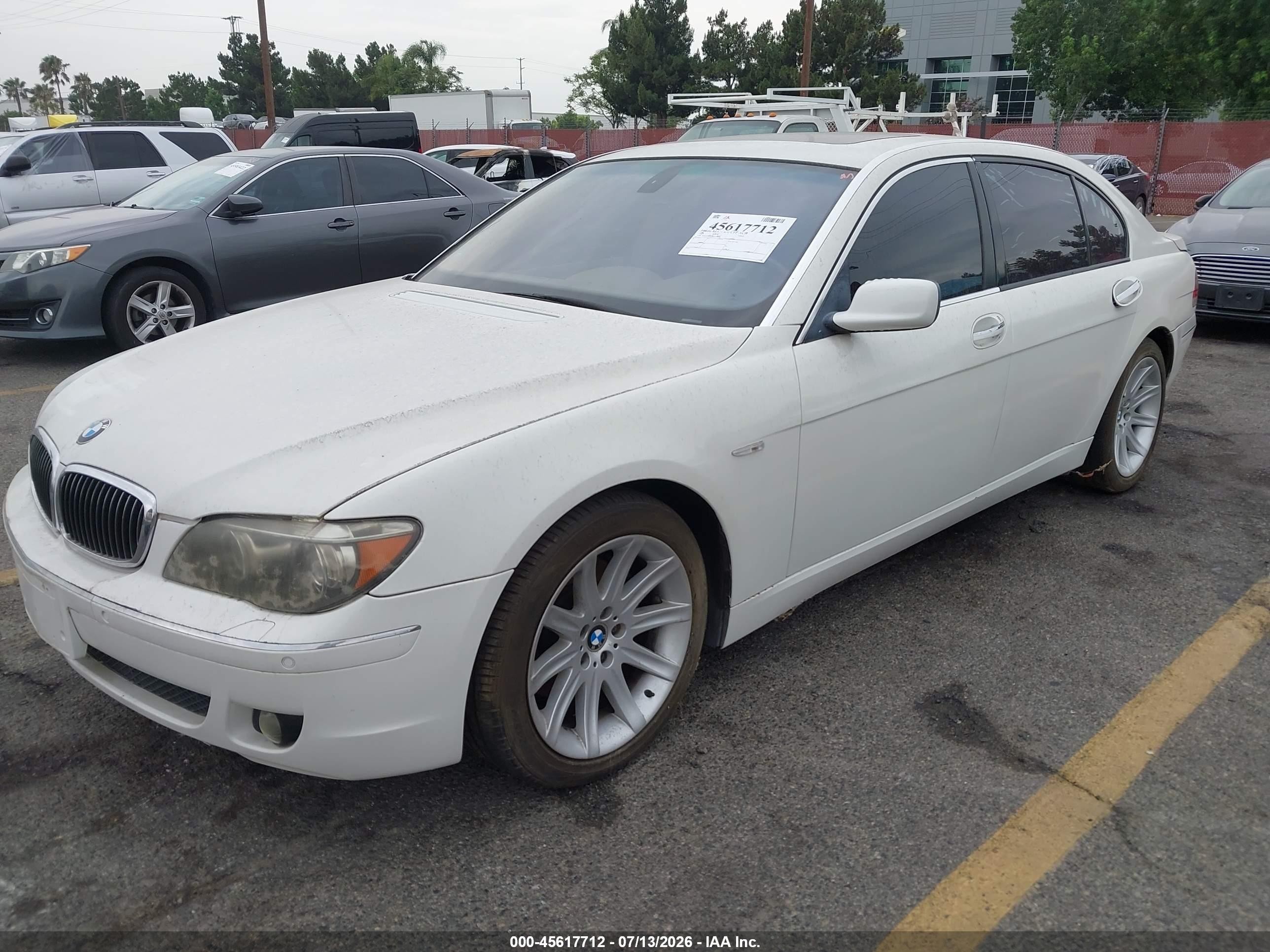 2006 Bmw 750li   White vin: WBAHN83576DT34826