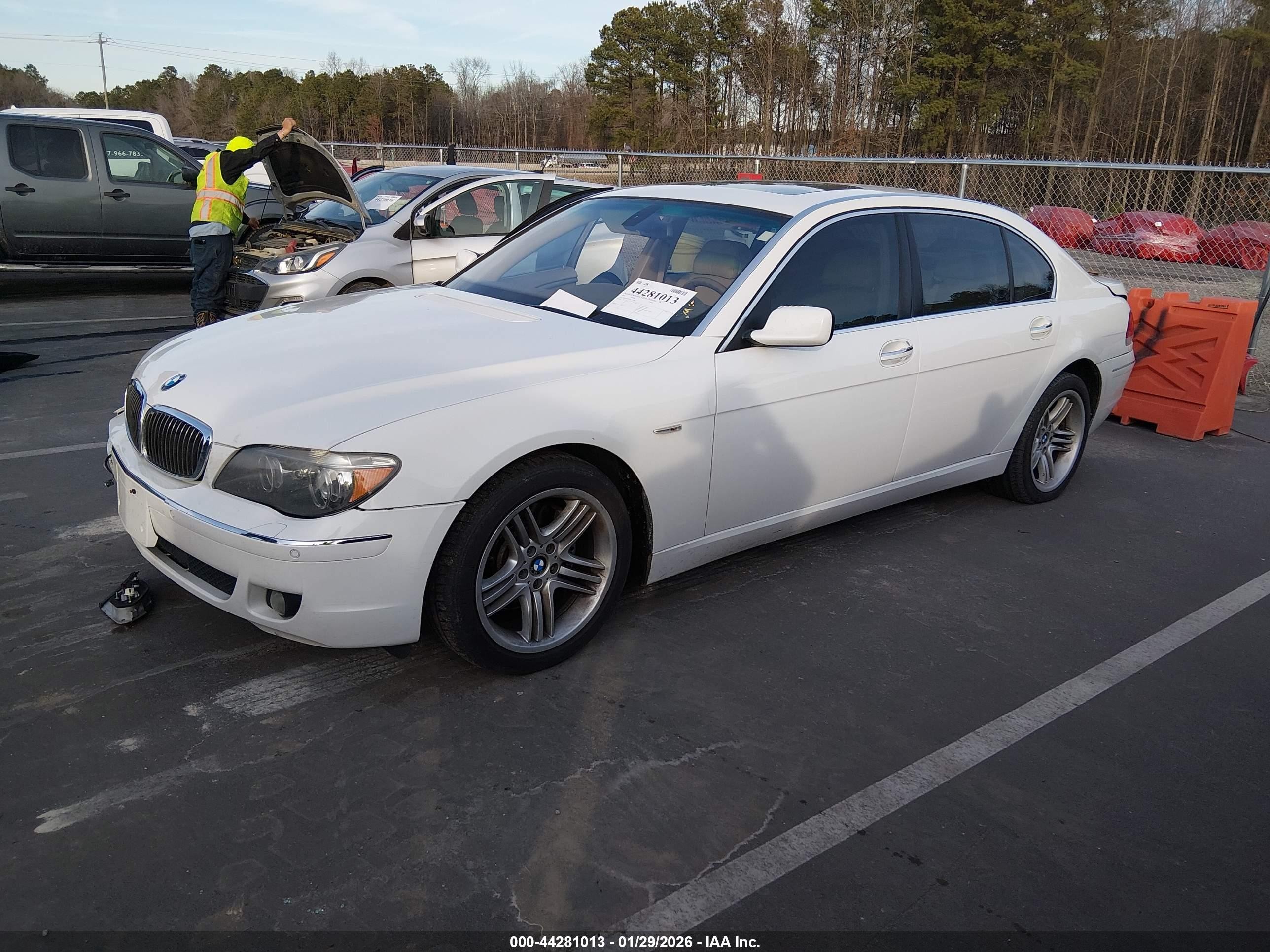 2006 Bmw 750li   White vin: WBAHN83576DT59984