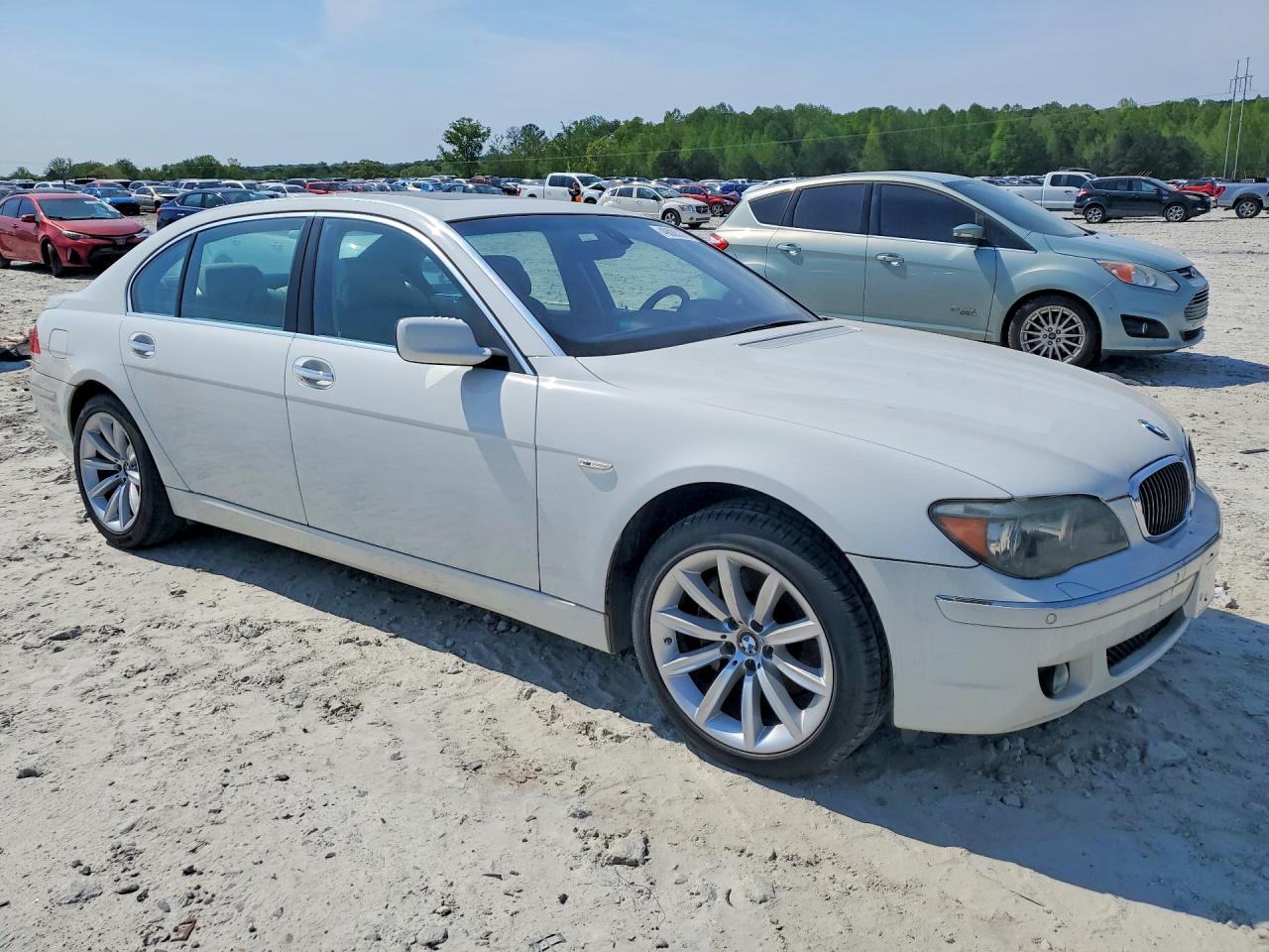 2008 Bmw 750 Li White vin: WBAHN83578DT83642