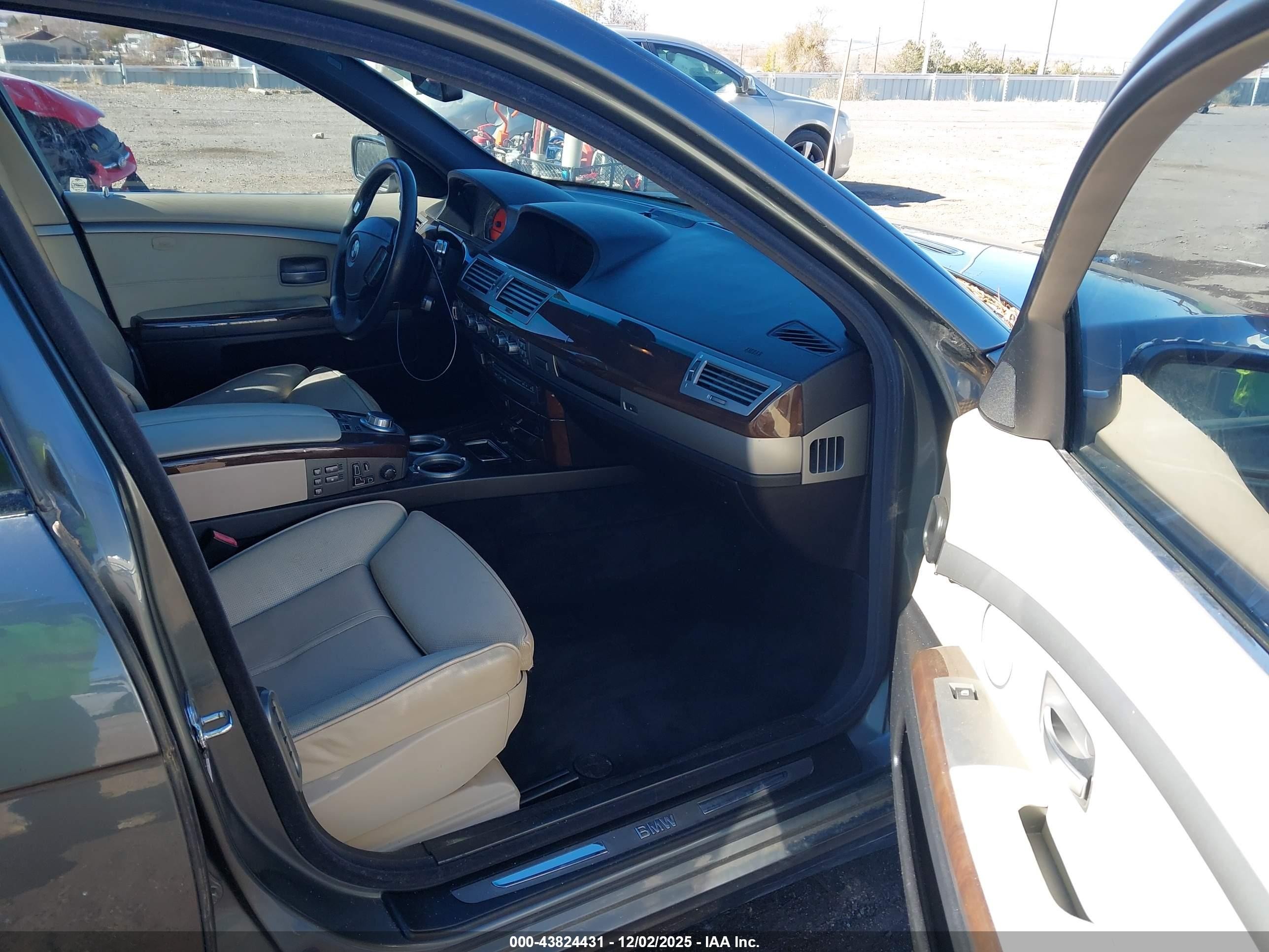 2008 Bmw 750li   Gray vin: WBAHN83578DT85889