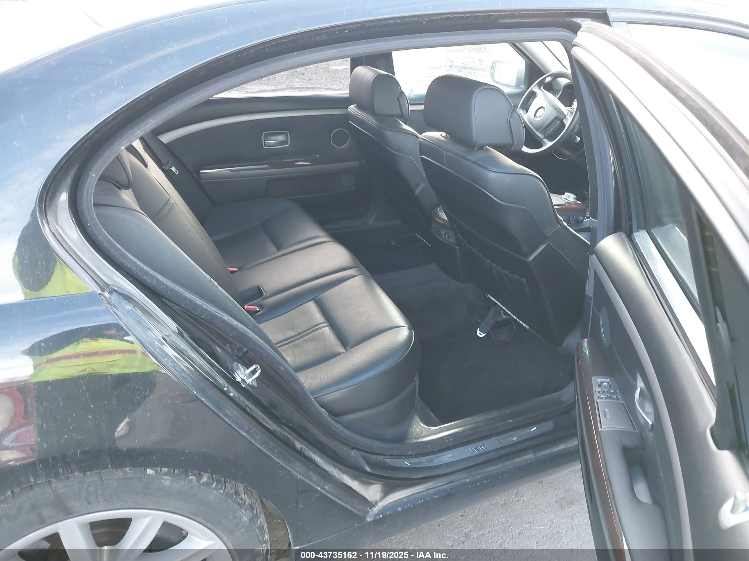 2008 Bmw 750li   Black vin: WBAHN83588DT79311