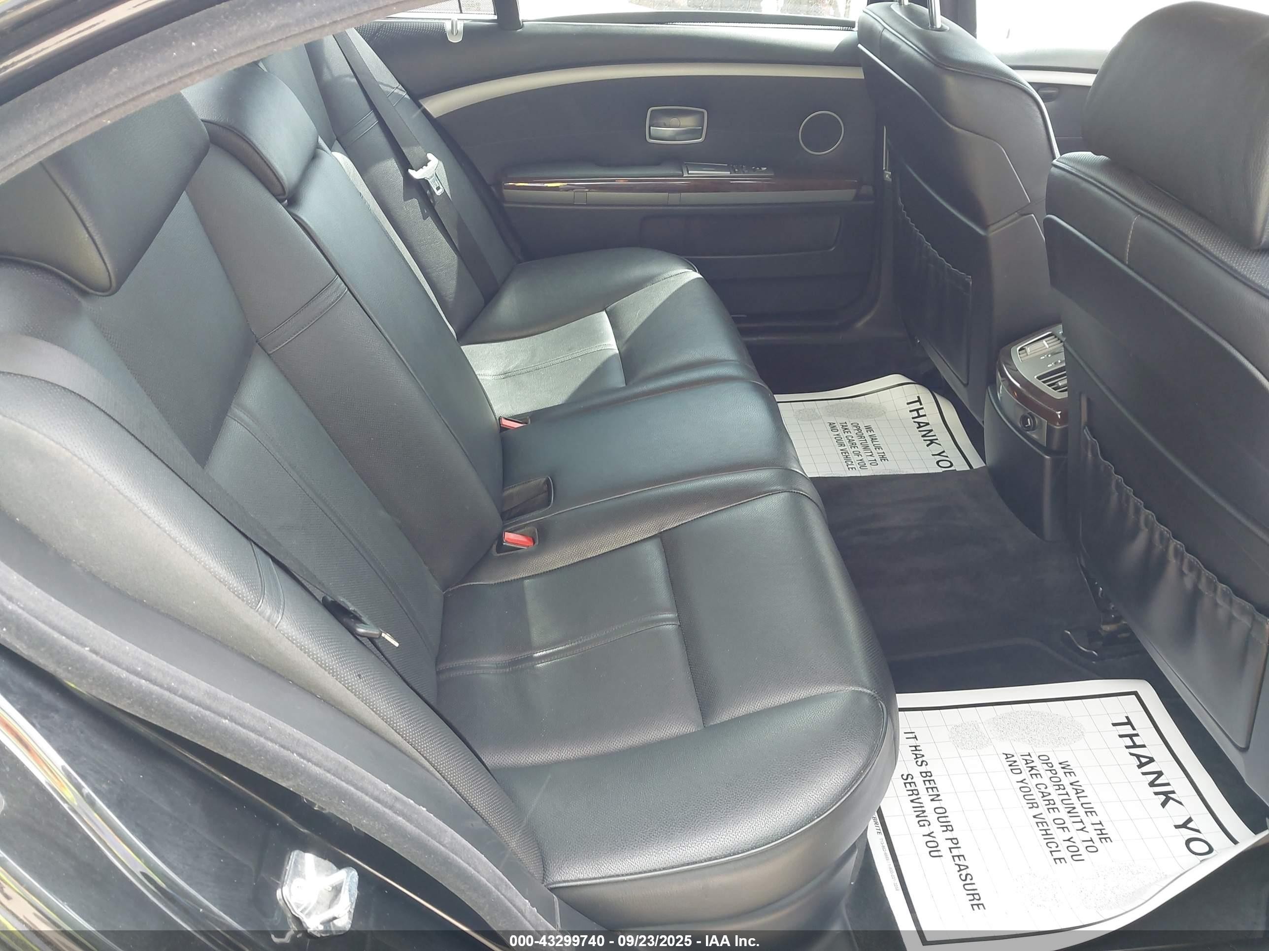 2008 Bmw 750li   Черный vin: WBAHN83588DT79597