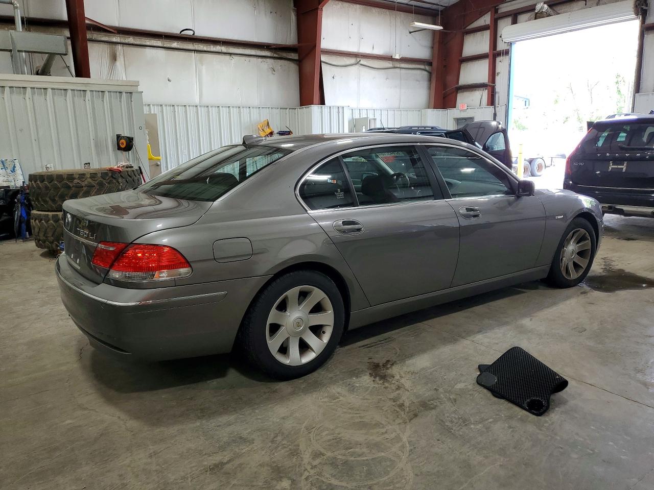 2006 Bmw 750 Li Silver vin: WBAHN83596DT28428