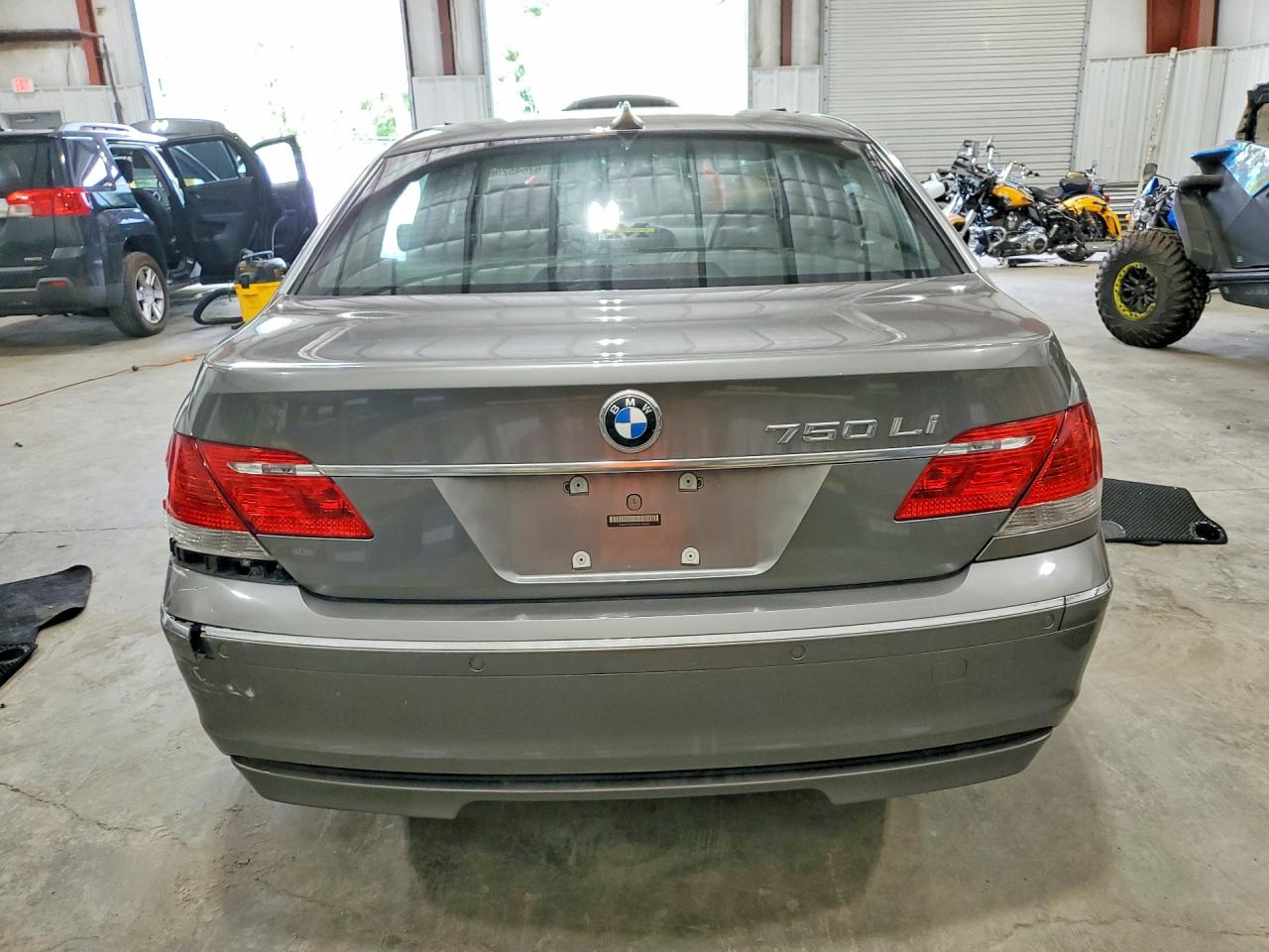 2006 Bmw 750 Li Silver vin: WBAHN83596DT28428
