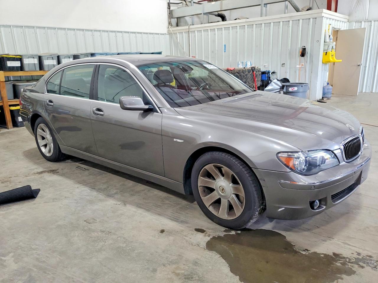 2006 Bmw 750 Li Silver vin: WBAHN83596DT28428