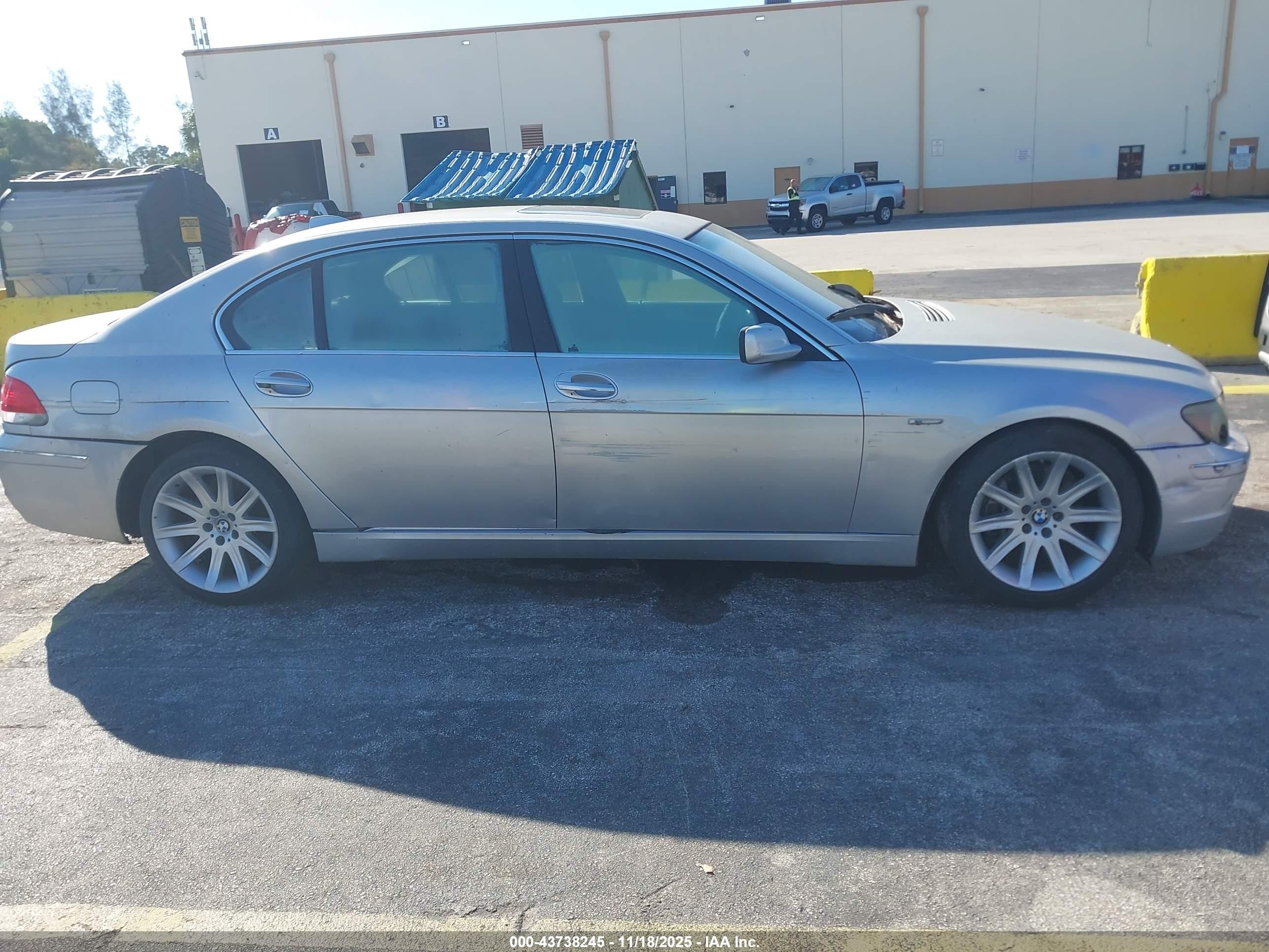 2008 Bmw 750li   Silver vin: WBAHN83598DT78605