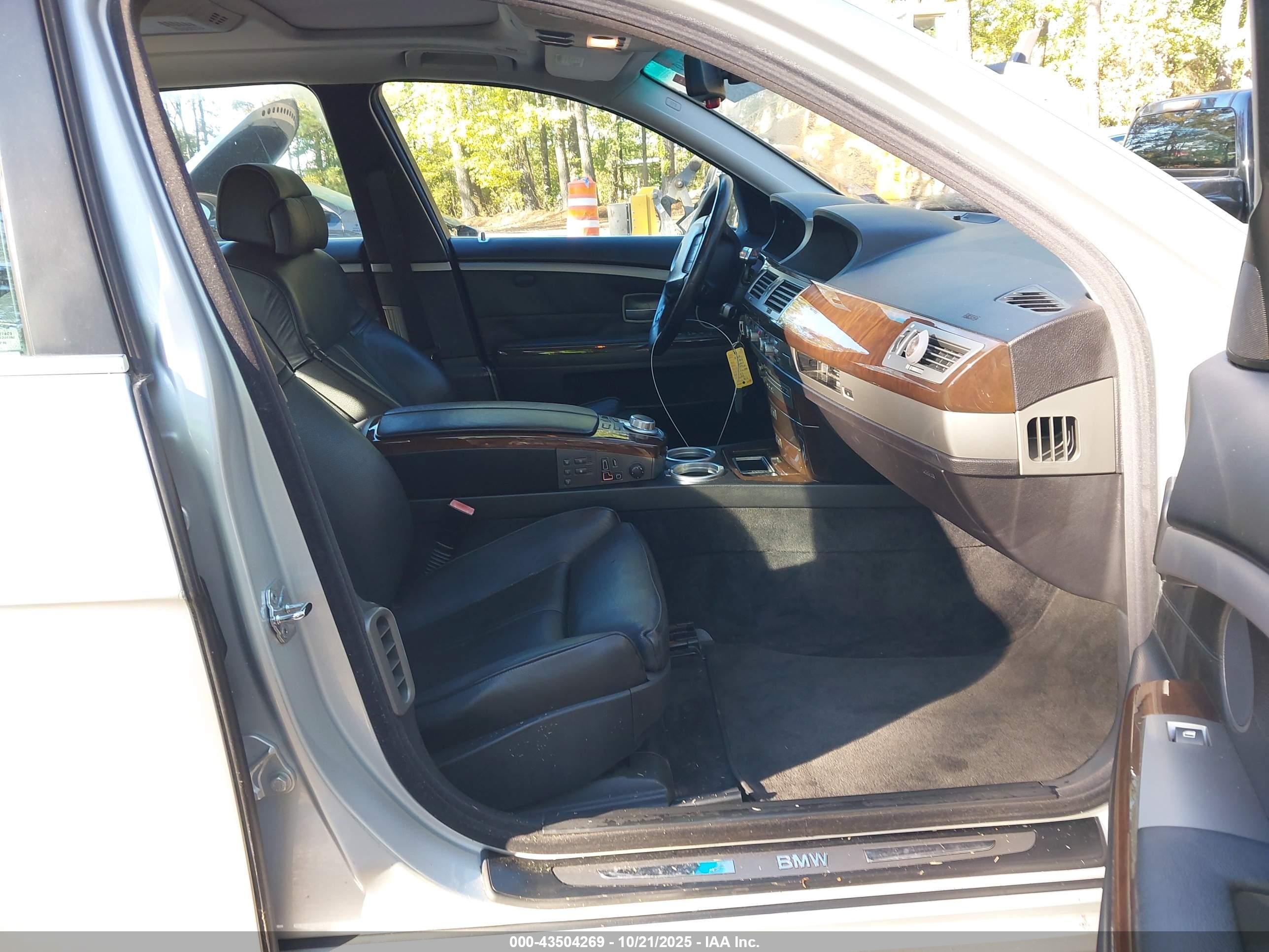2006 Bmw 750li   Серебряный vin: WBAHN835X6DT25778