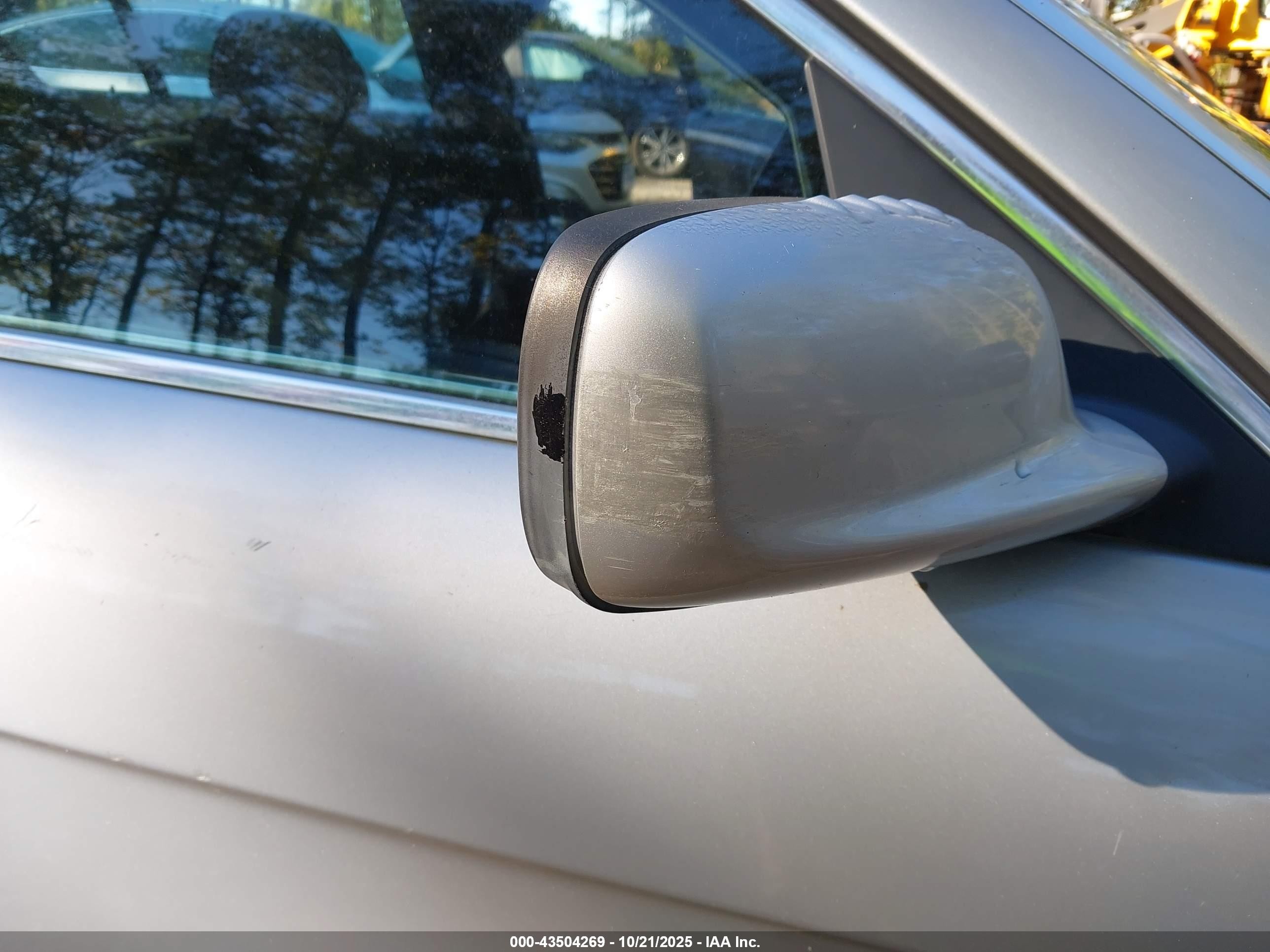 2006 Bmw 750li   Серебряный vin: WBAHN835X6DT25778