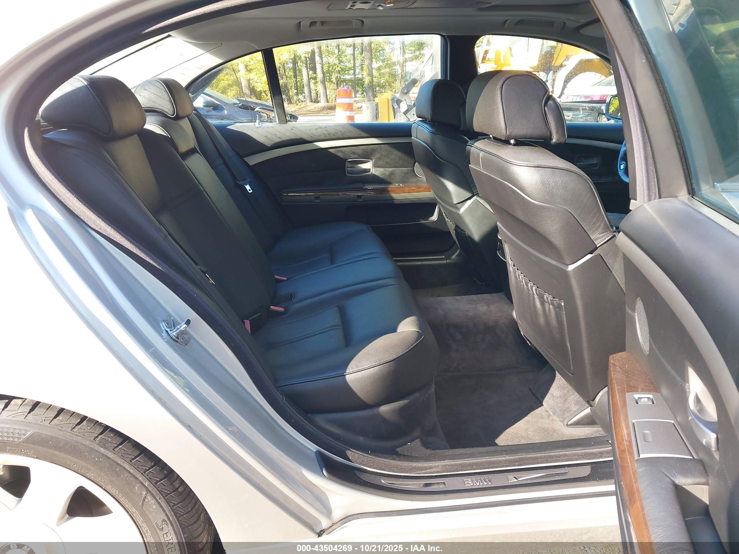2006 Bmw 750li   Серебряный vin: WBAHN835X6DT25778
