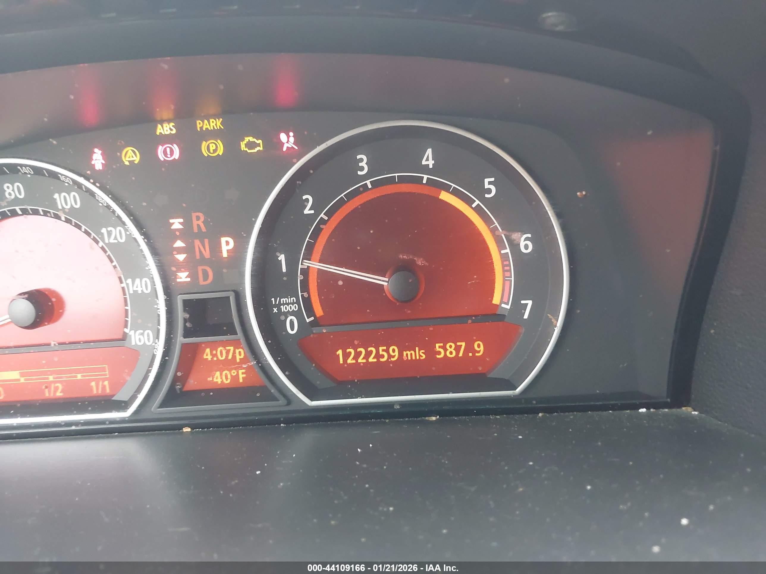 2006 Bmw 750li   White vin: WBAHN835X6DT30740