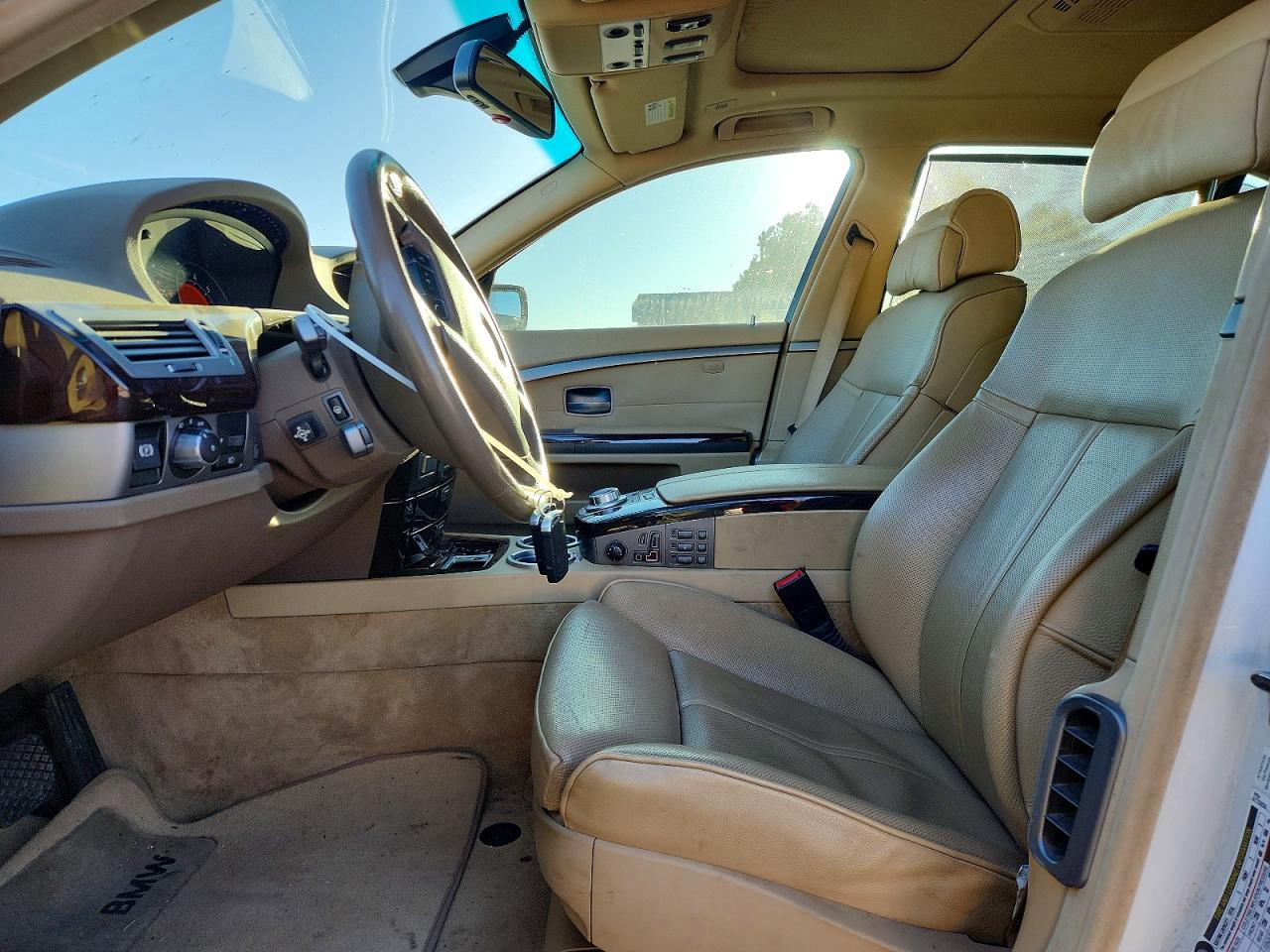 2007 Bmw 7 Series White vin: WBAHN835X7DT71080