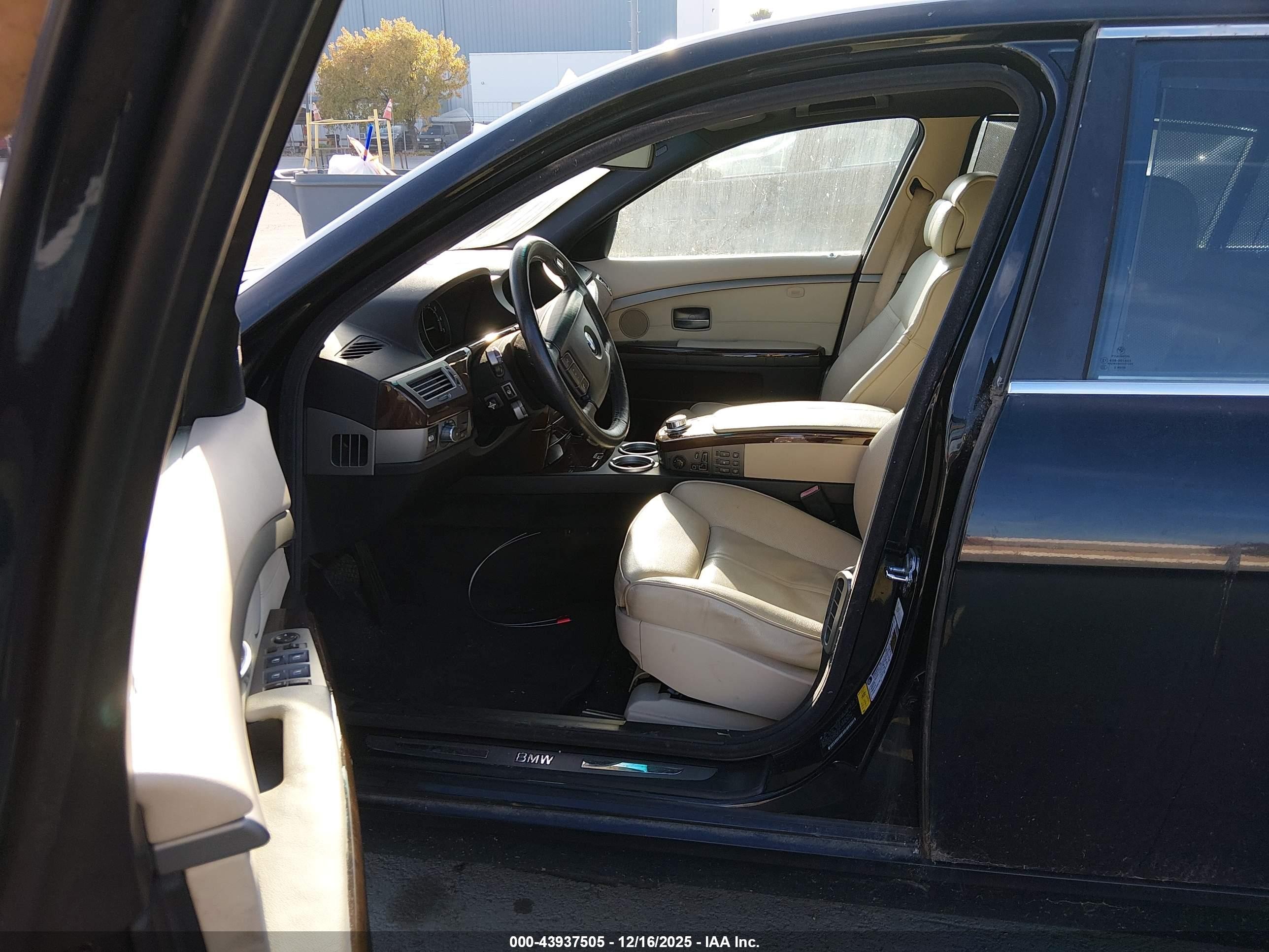 2008 Bmw 750li   Black vin: WBAHN835X8DT80587