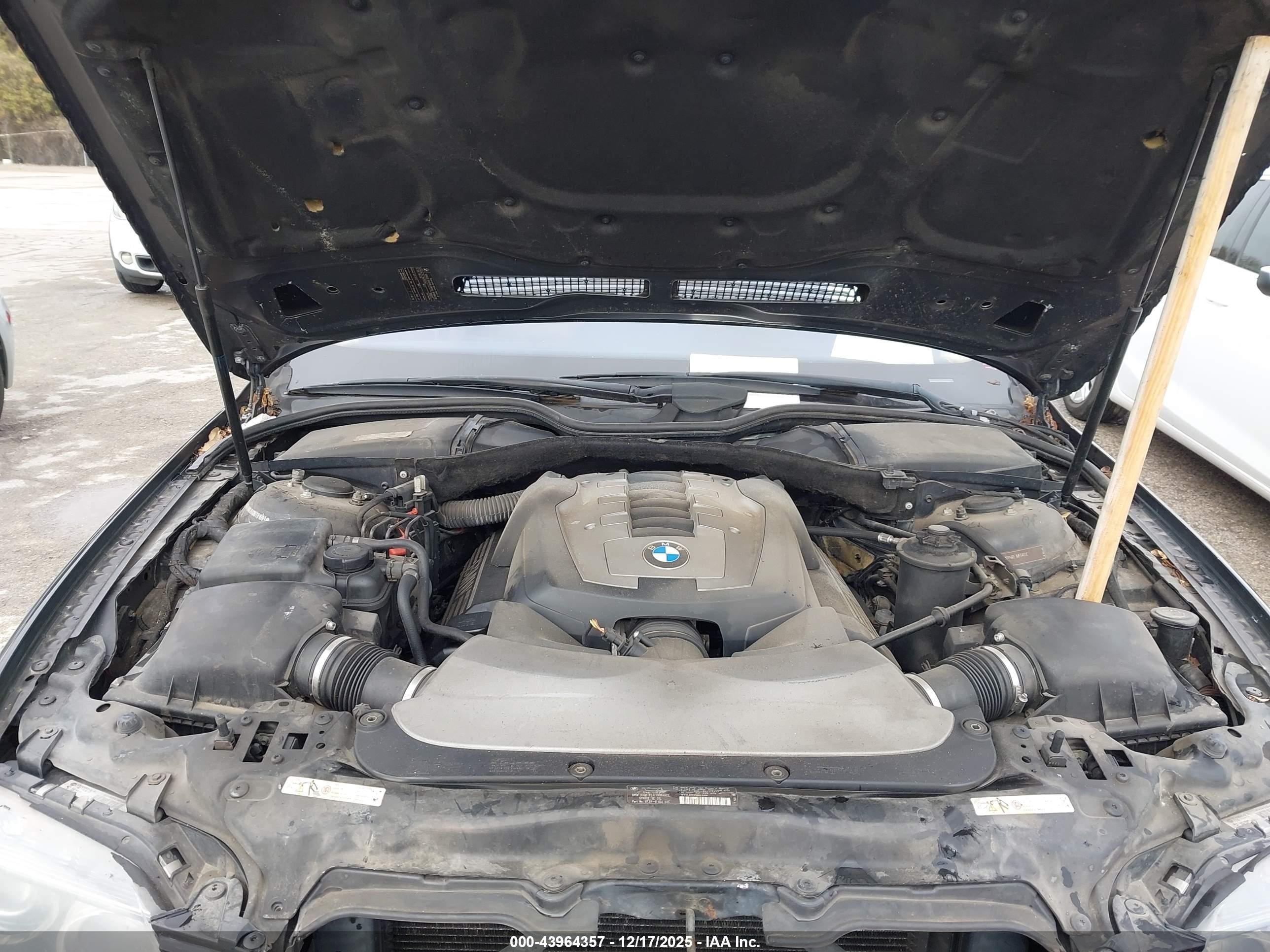 2008 Bmw 750li   Черный vin: WBAHN835X8DT81691