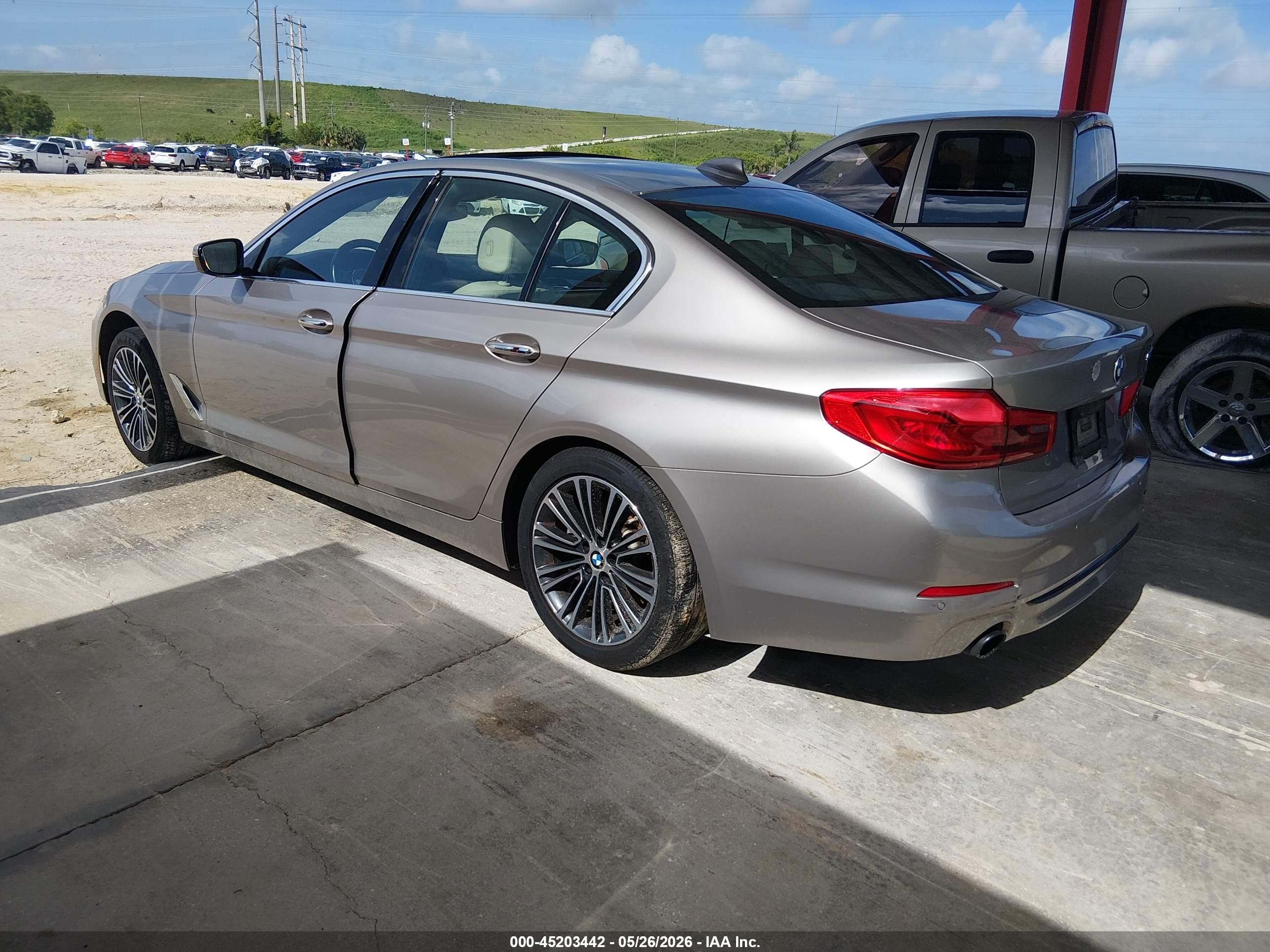 2017 Bmw 530i   Gray vin: WBAJA5C34HG893763
