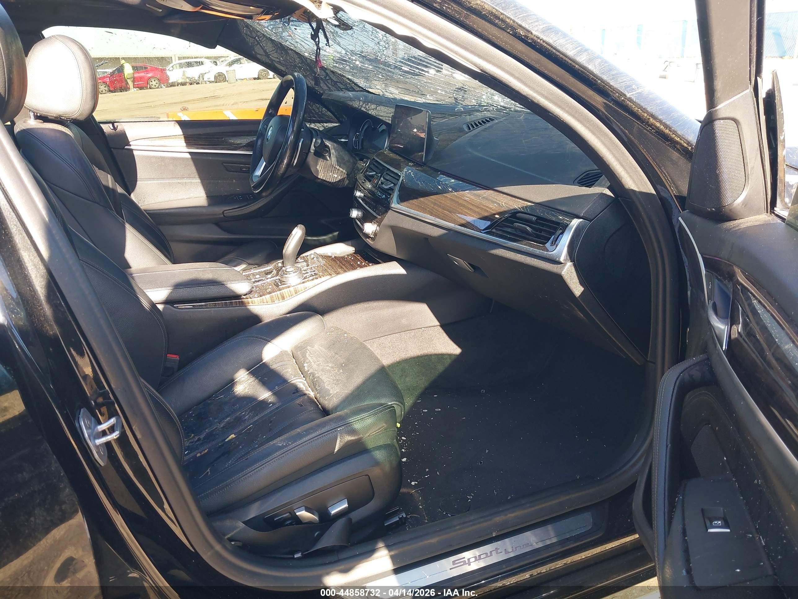 2019 Bmw 530i Black vin: WBAJA5C52KG900783
