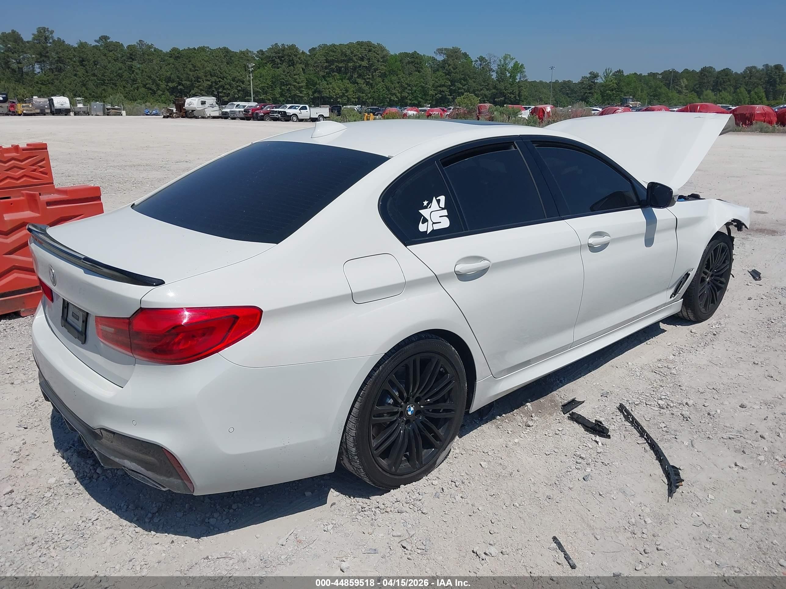 2019 Bmw 530i   White vin: WBAJA5C59KBX87833