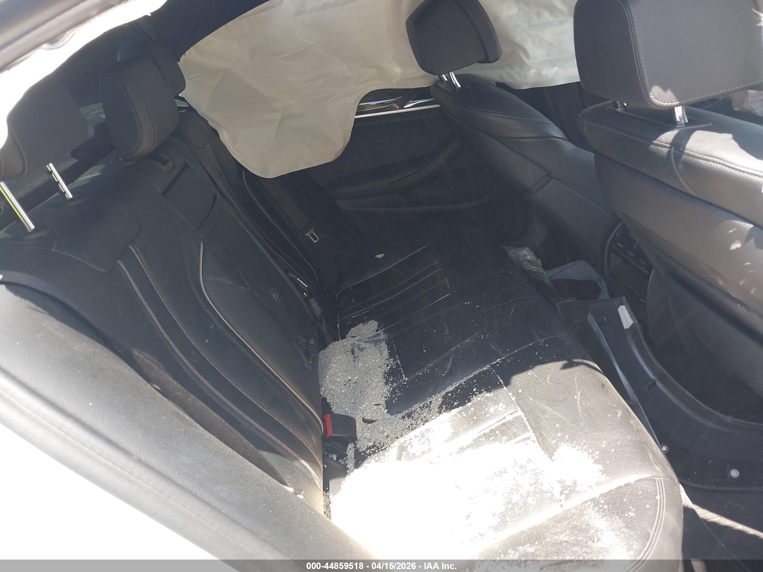 2019 Bmw 530i   White vin: WBAJA5C59KBX87833