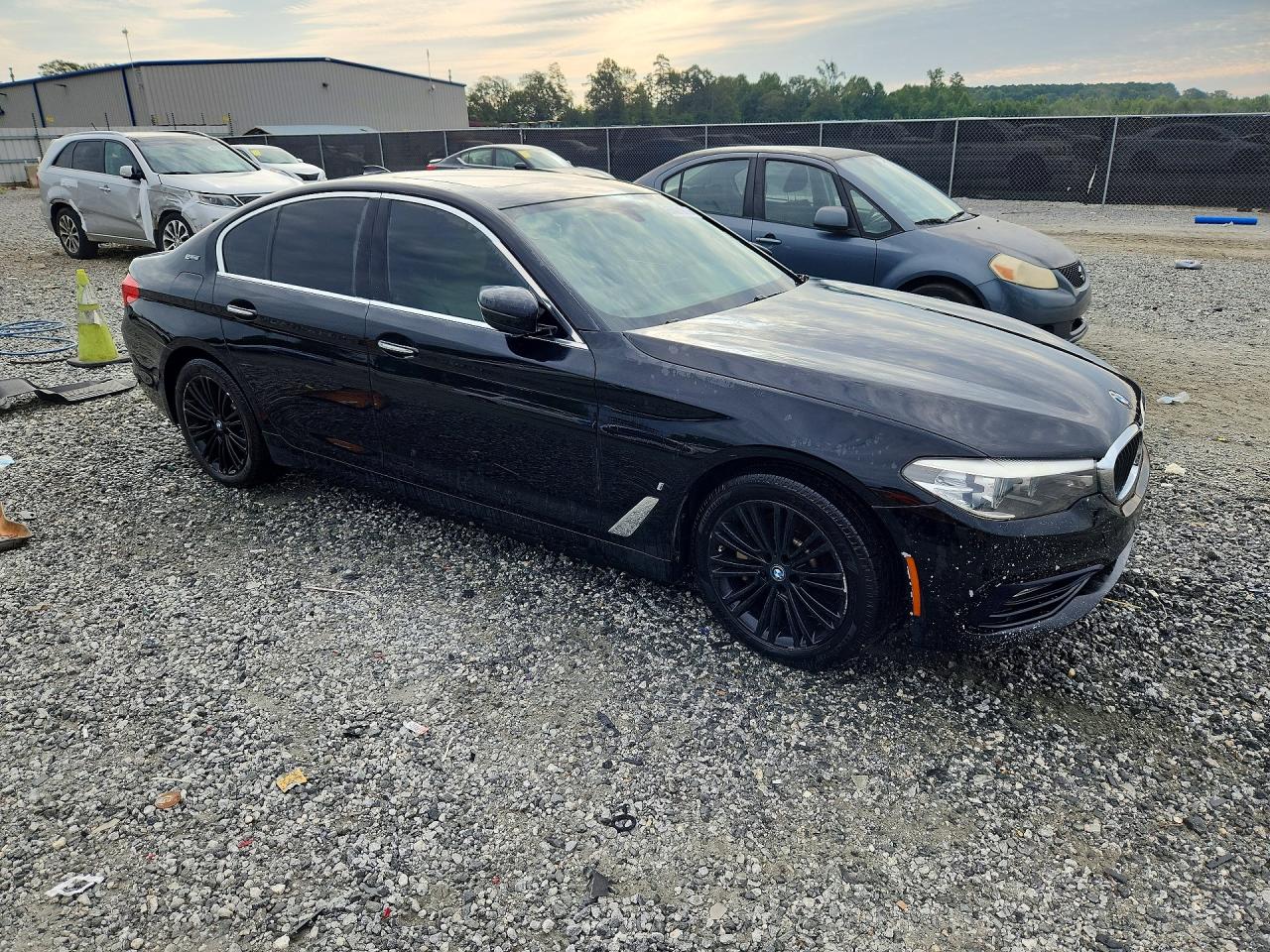 2018 Bmw 530e Синий vin: WBAJA9C57JB033206