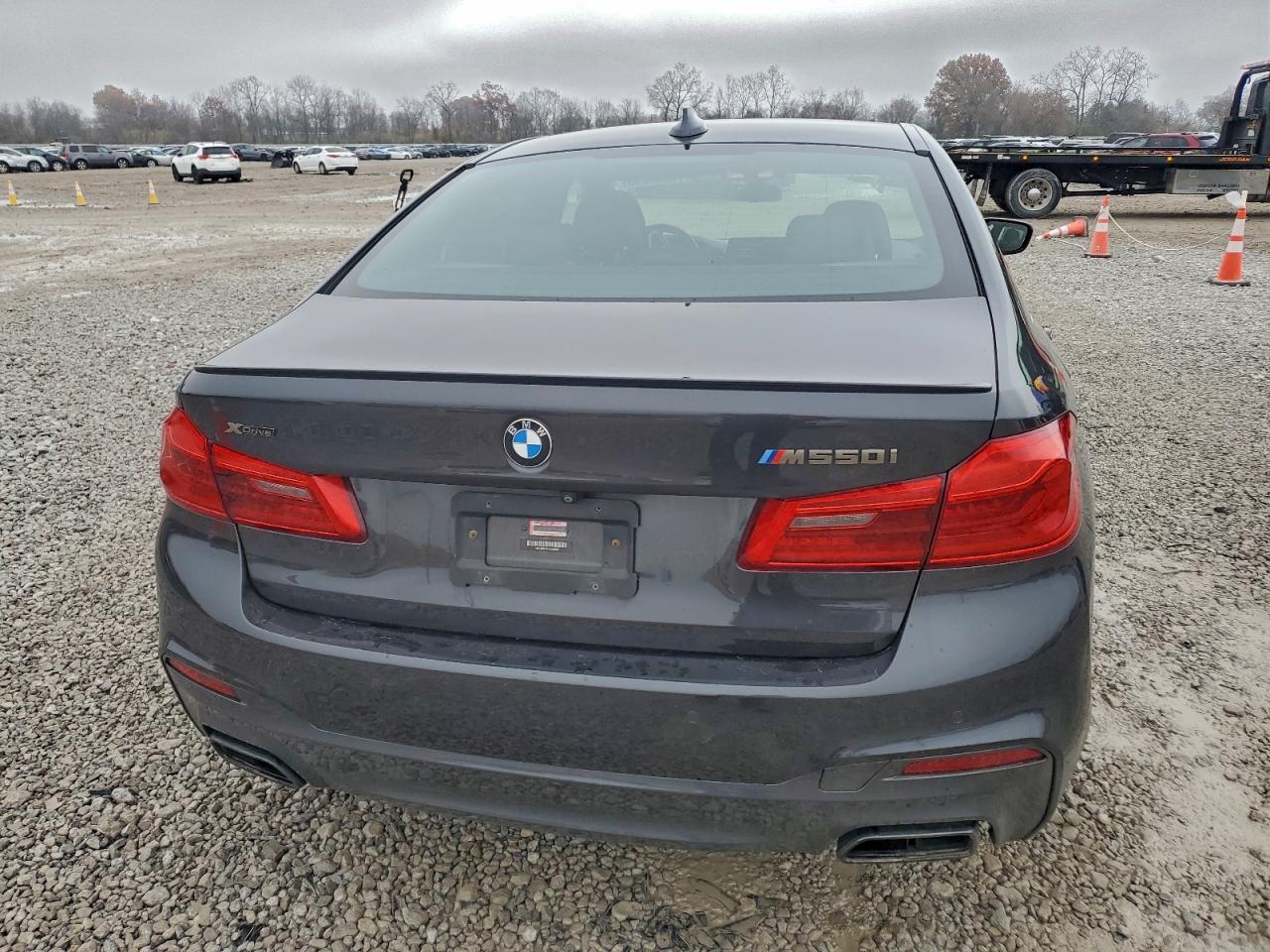 2018 Bmw M550xi Черный vin: WBAJB9C55JB036893