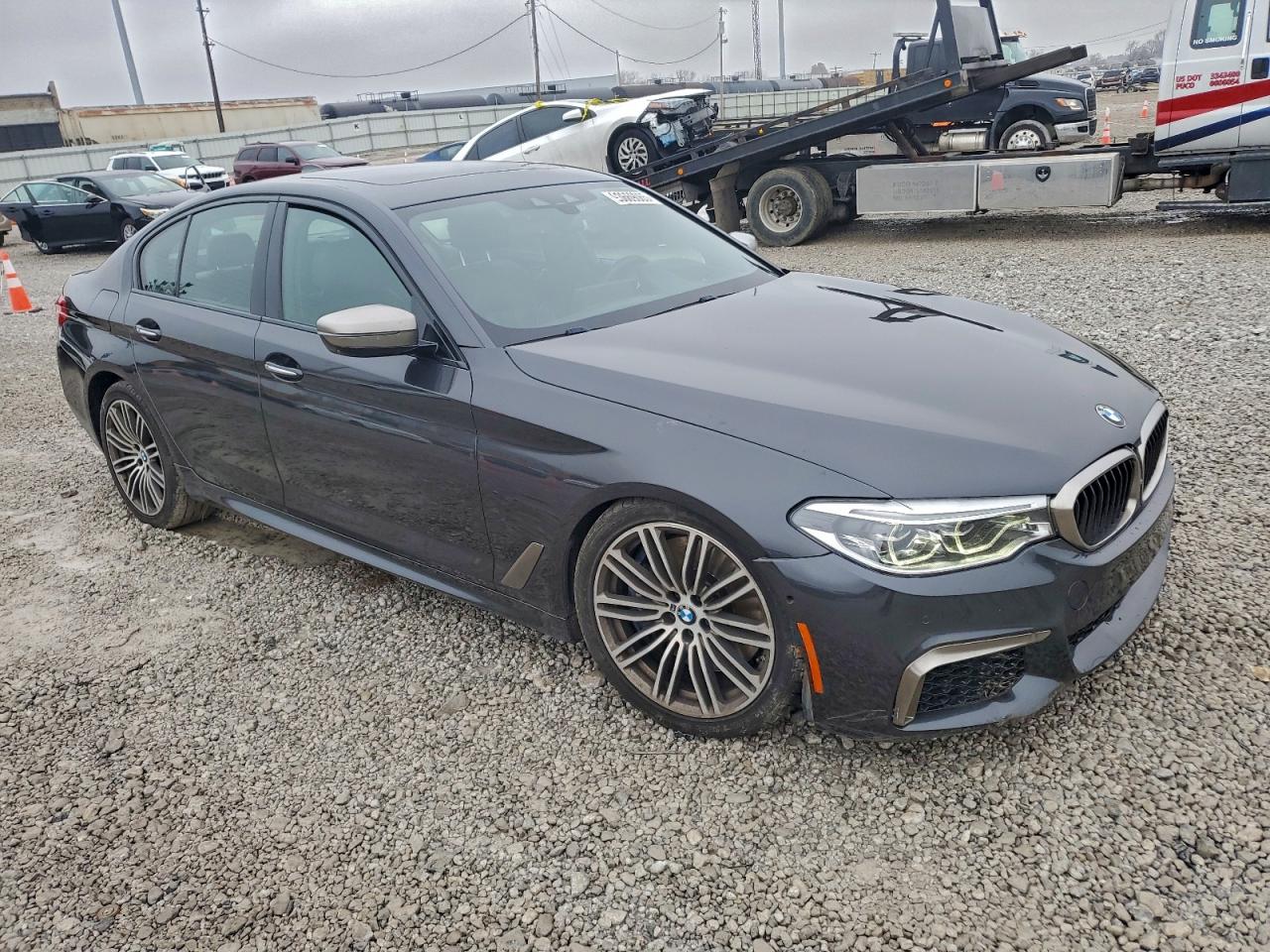 2018 Bmw M550xi Черный vin: WBAJB9C55JB036893