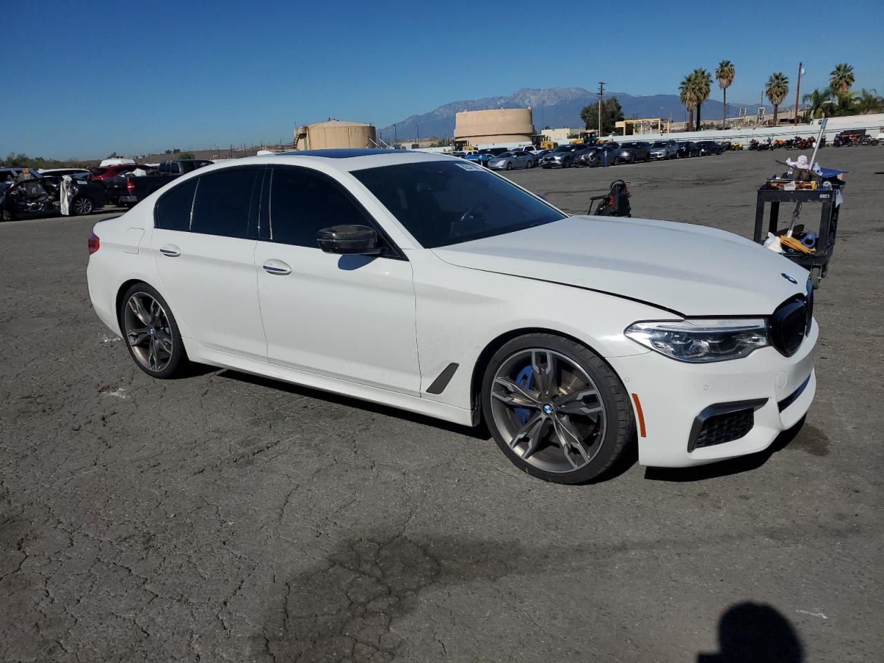 2018 Bmw M550xi White vin: WBAJB9C58JB049959