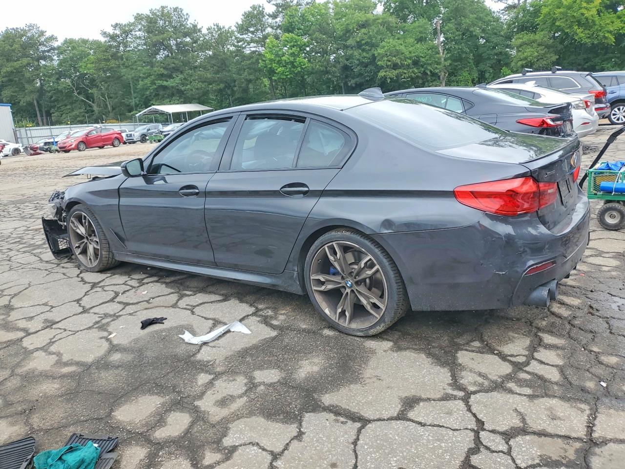 2018 Bmw M550xi Серый vin: WBAJB9C5XJB049607