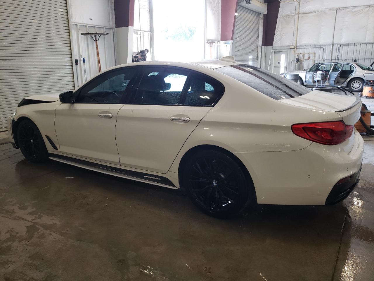 2018 Bmw M550xi White vin: WBAJB9C5XJB286856
