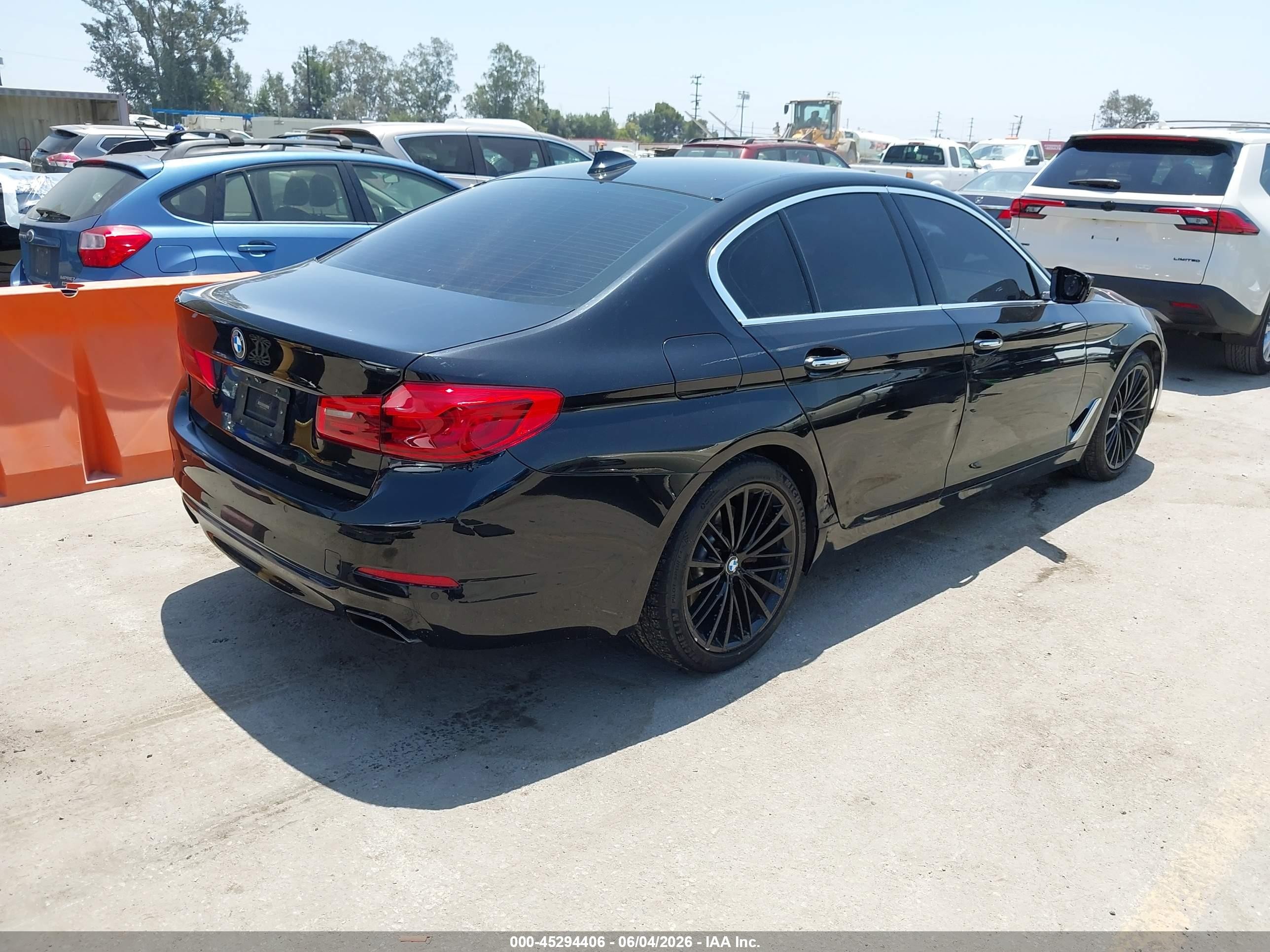 2018 Bmw 540i   Black vin: WBAJE5C57JWA97447